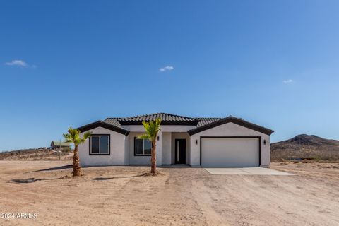 A home in Tonopah