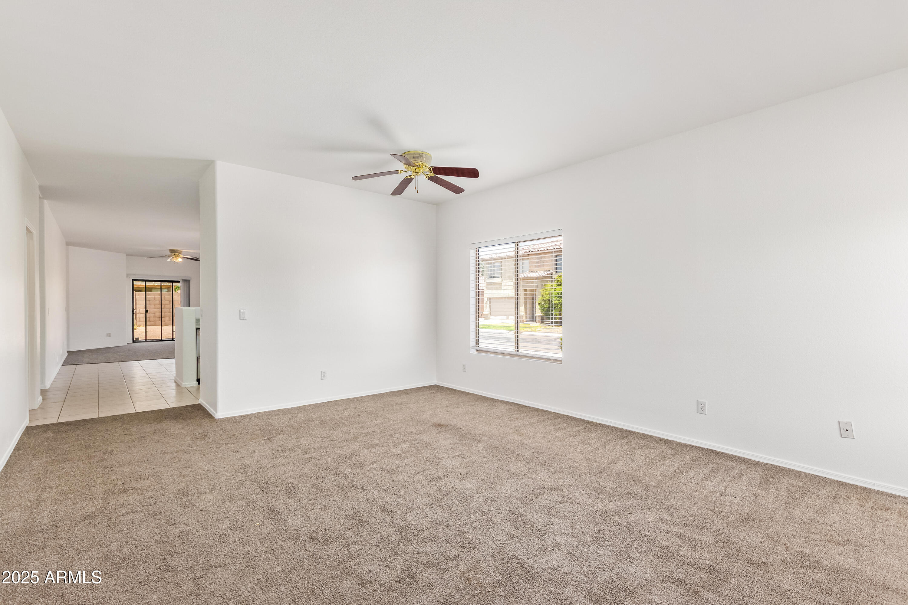 674 E RENEGADE Place