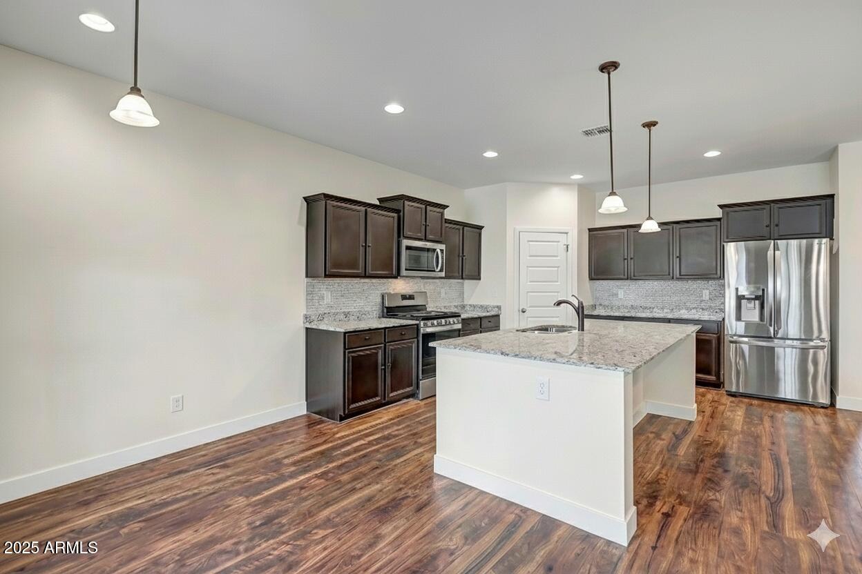 18812 W MESCAL Street