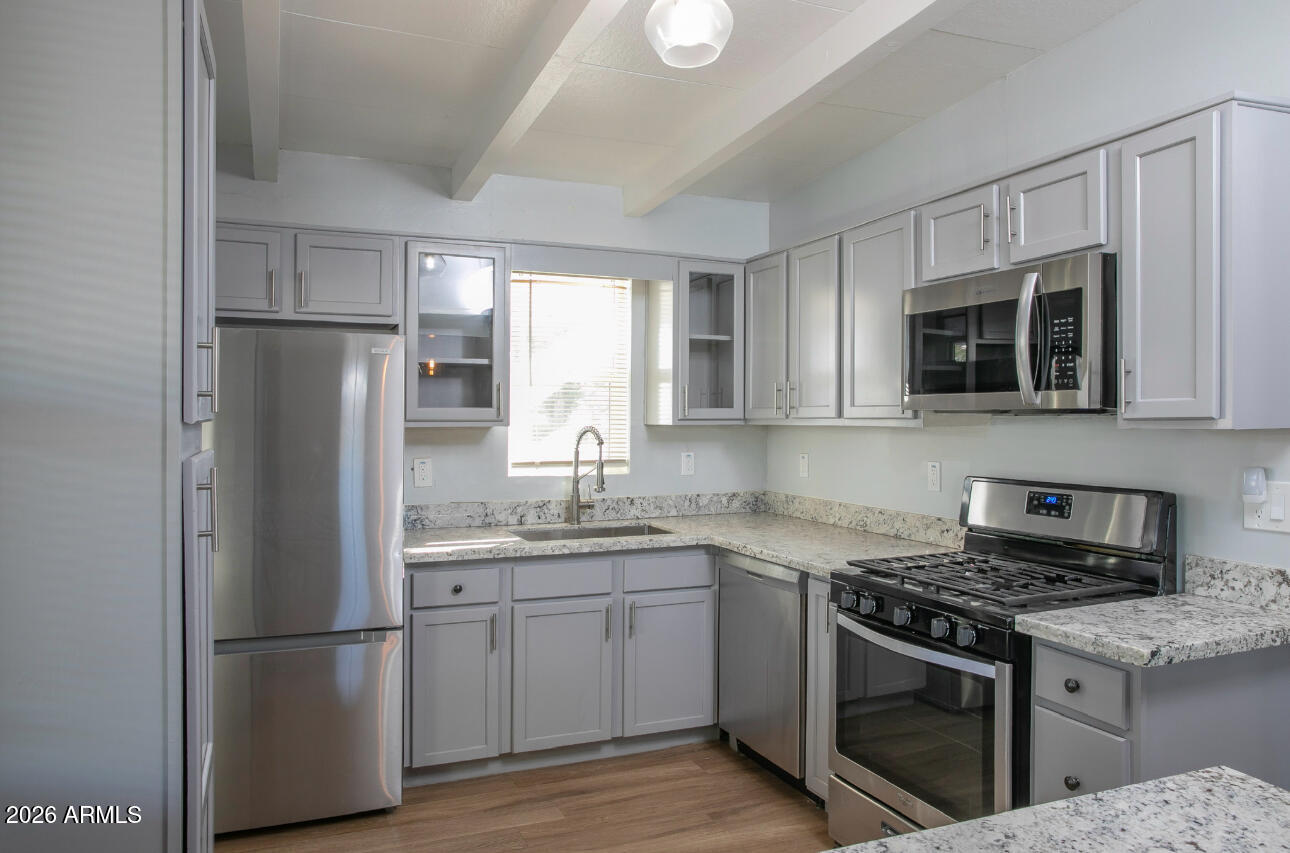 2205 W Cambridge Avenue