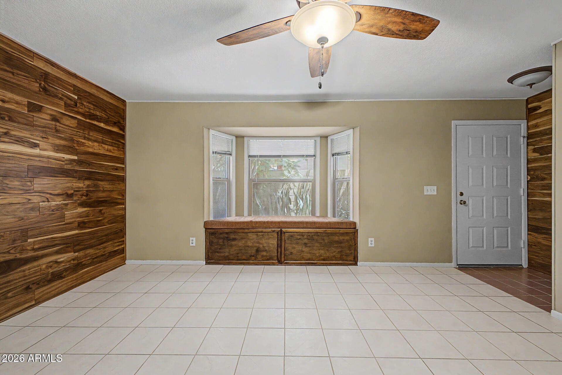 OVERLAND HILLS 2 LOT 320-484 TR A B - Residential