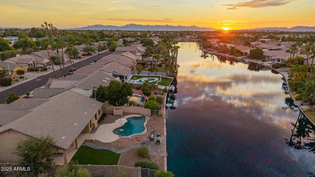 Photo of 804 W Beechnut Drive, Chandler, AZ 85248 (MLS # 6911224)