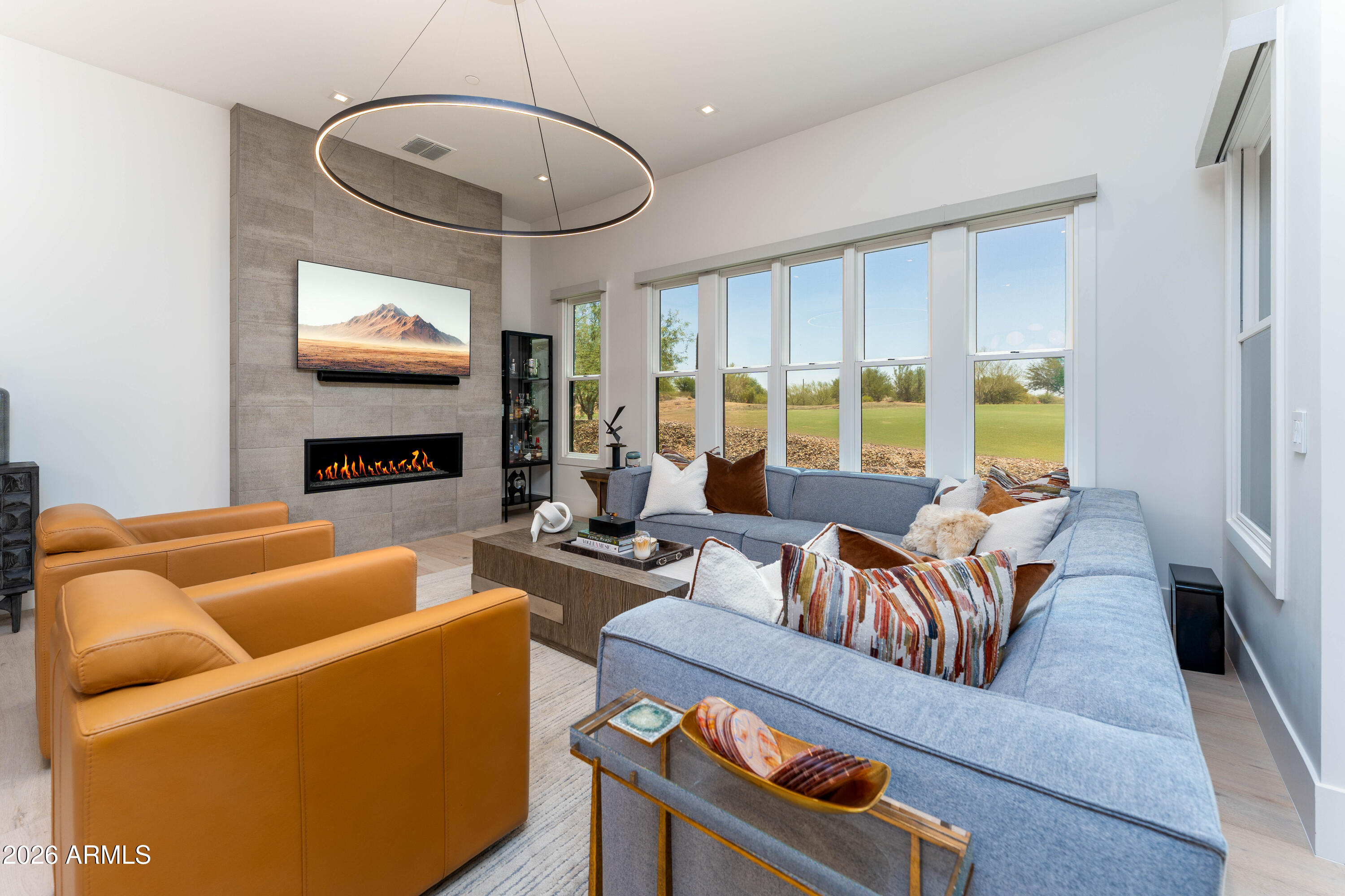 37200 N CAVE CREEK Road 1123