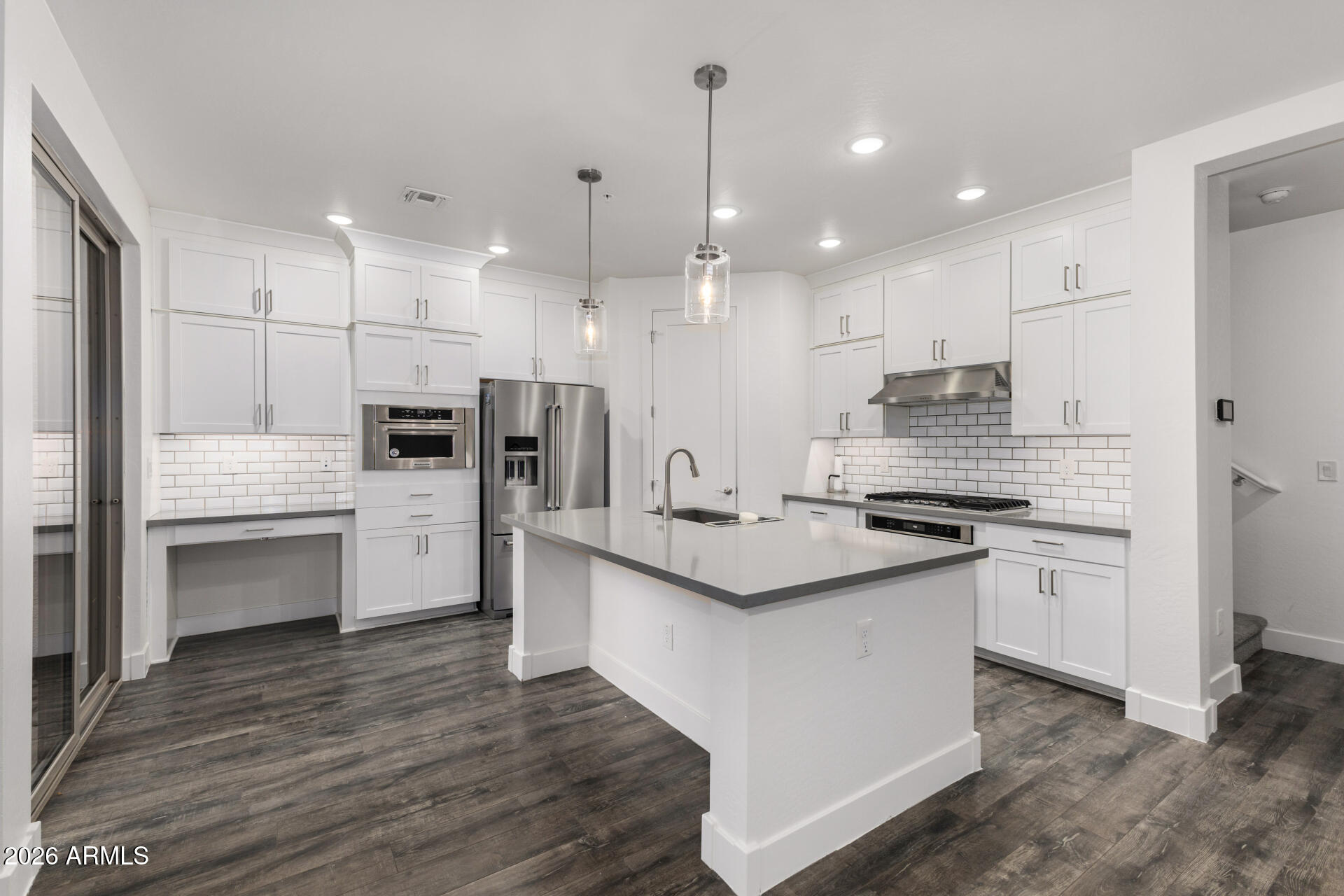 3855 S MCQUEEN Road 41