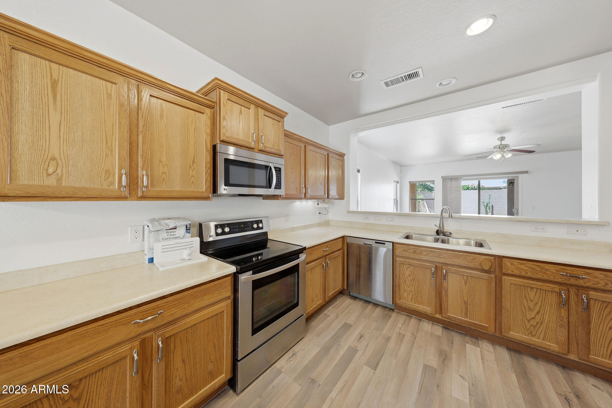 18628 W MISSION Lane