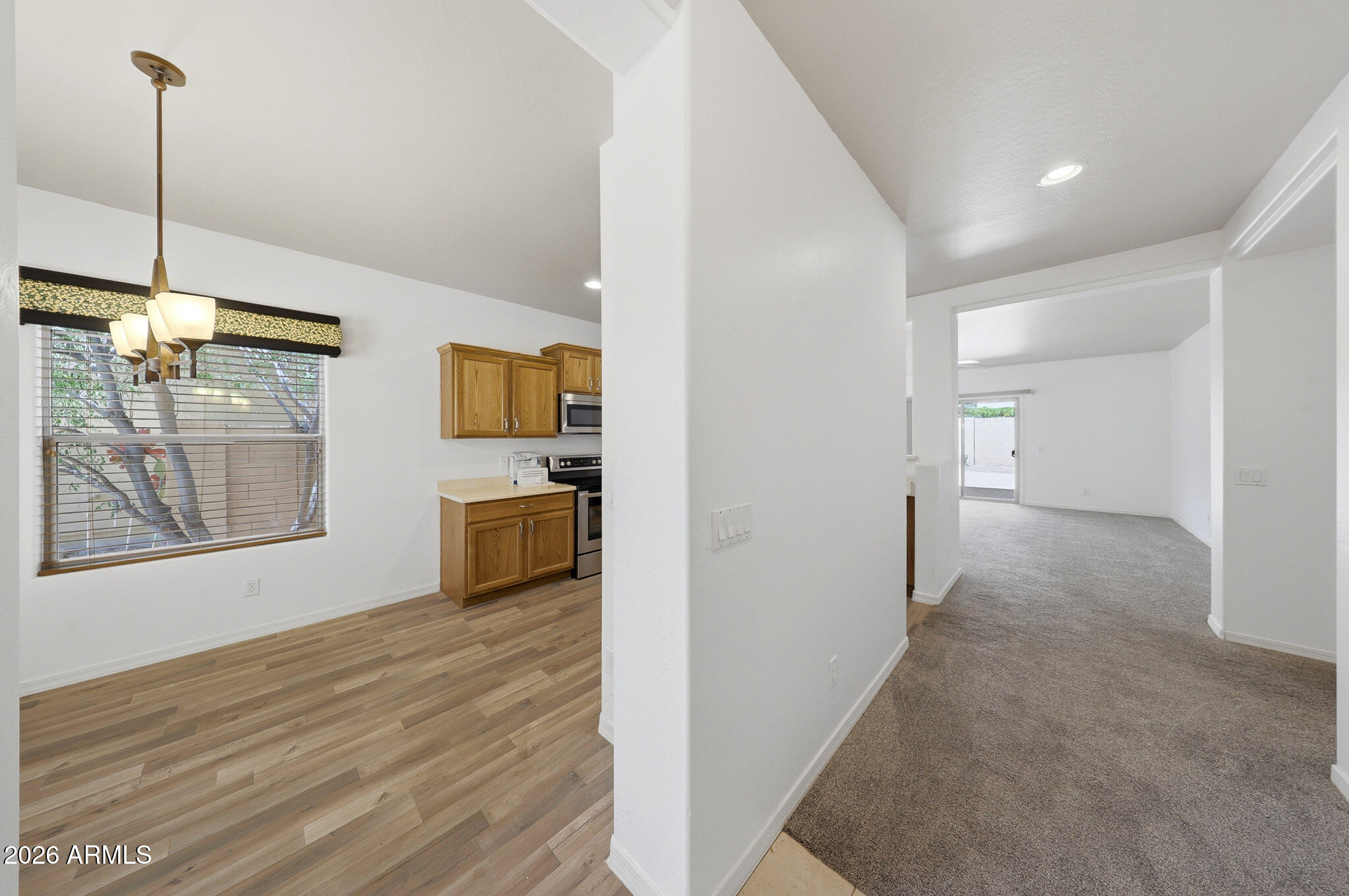 18628 W MISSION Lane