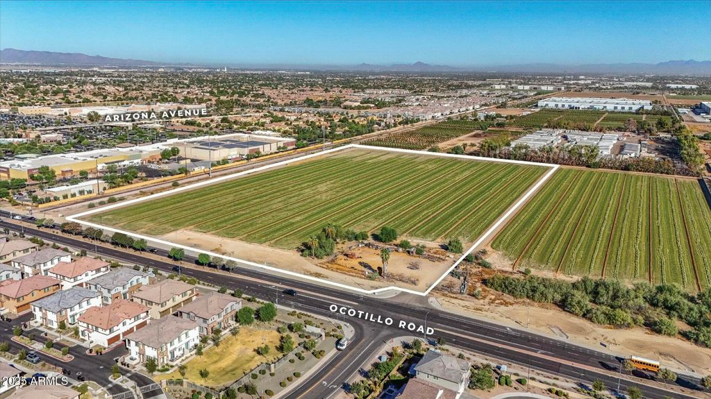 Photo of Xxxxx E Ocotillo Road #-, Chandler, AZ 85249 (MLS # 6841807)