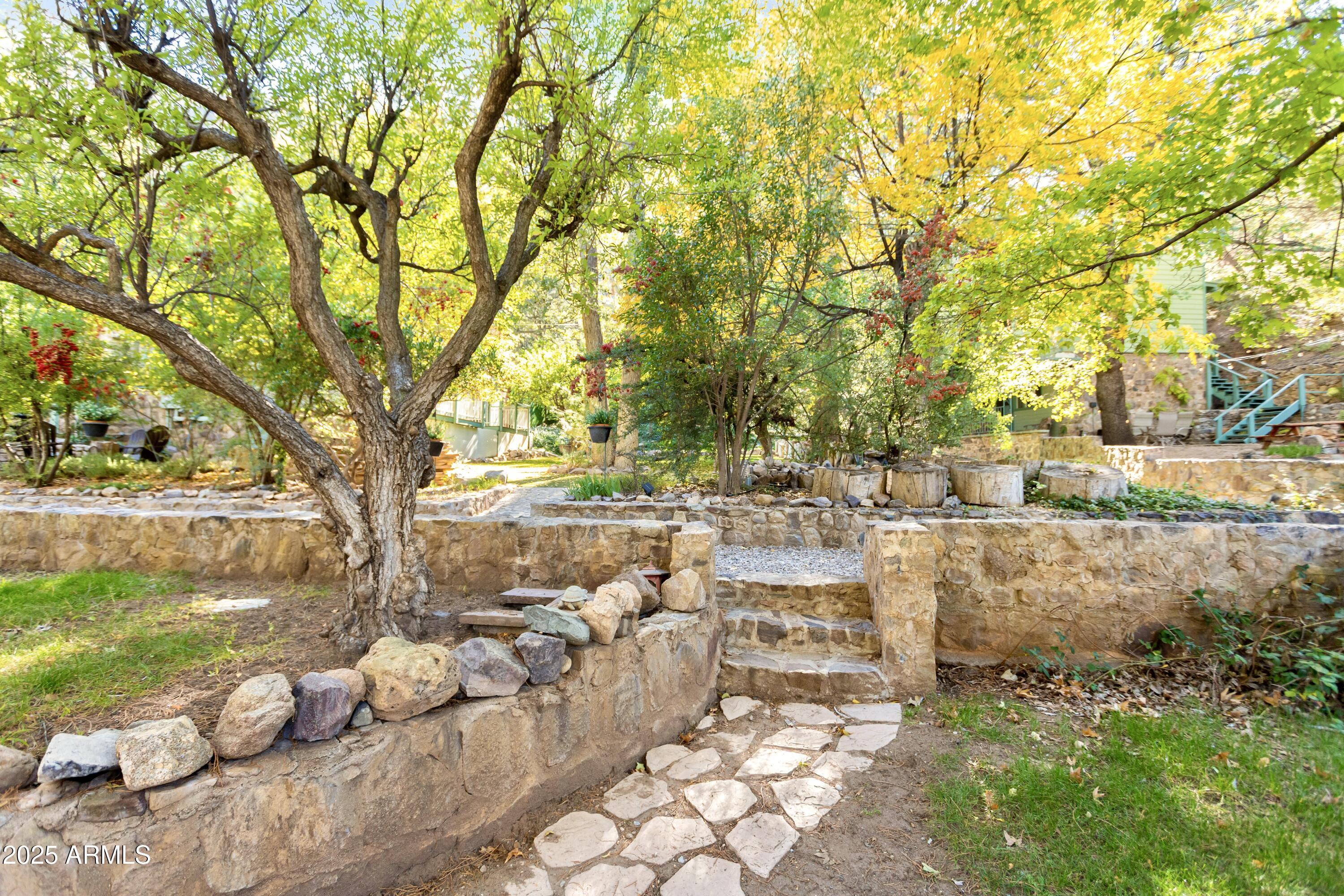 31 E RAMSEY CANYON Road