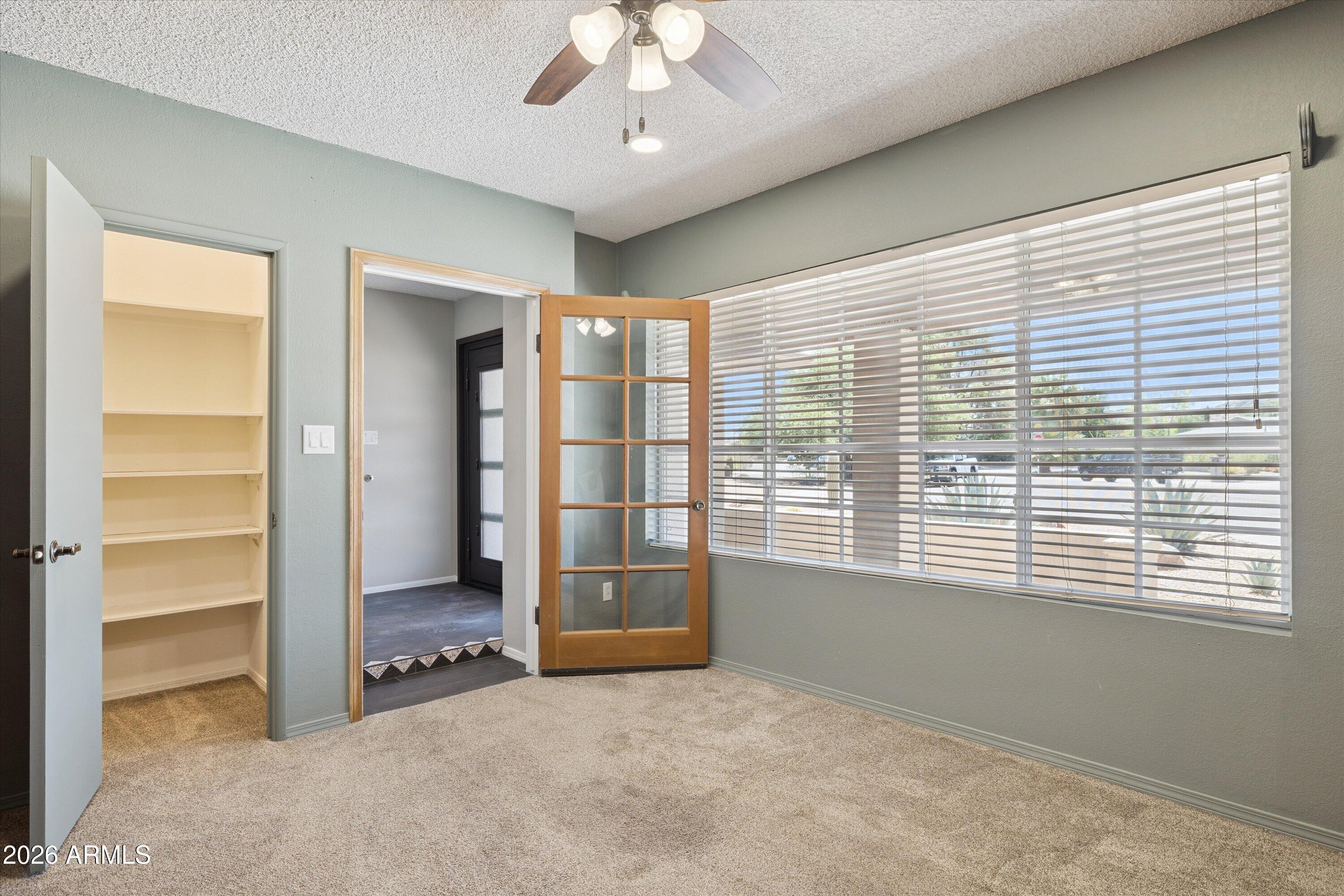 3526 E Sahuaro Drive