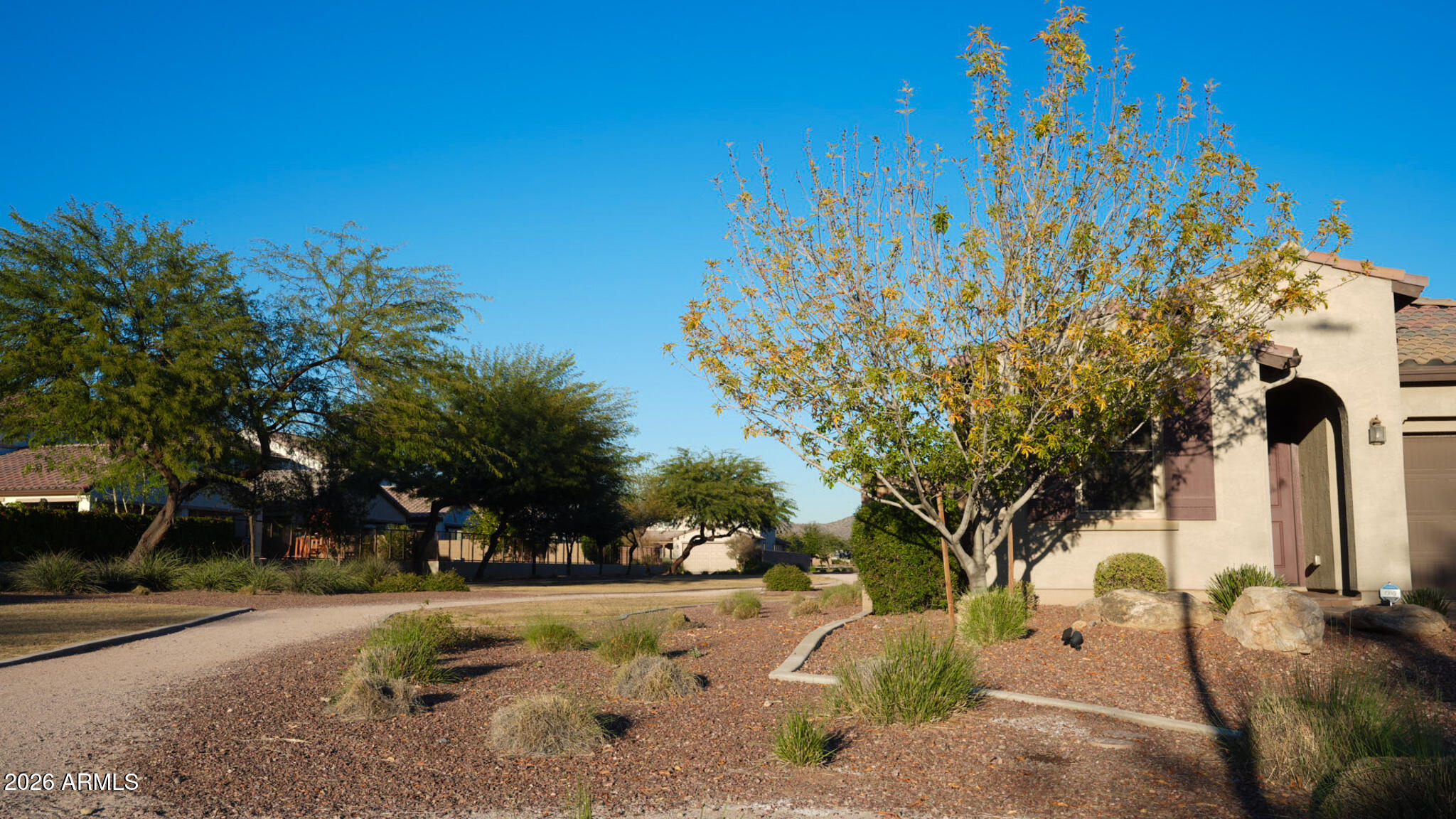 10052 W FOOTHILL Drive