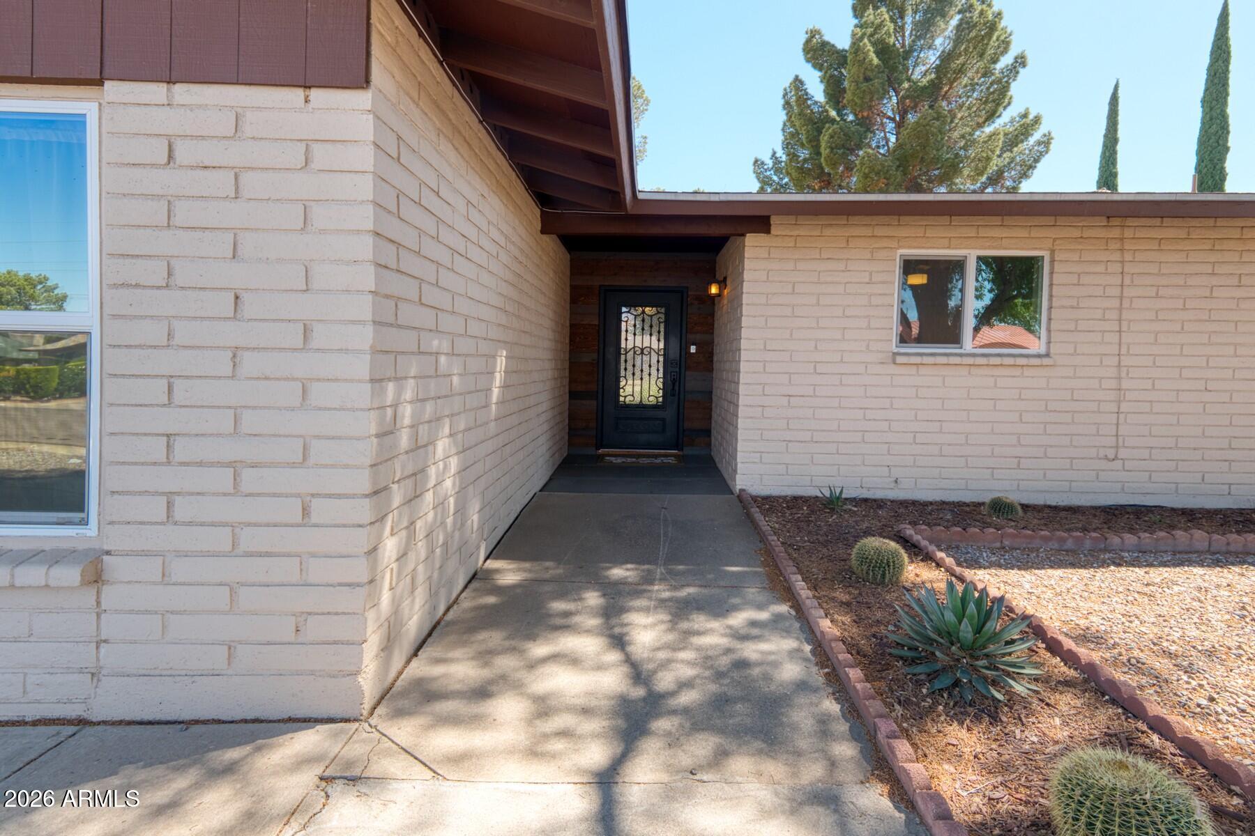 1080 N CATALINA Drive