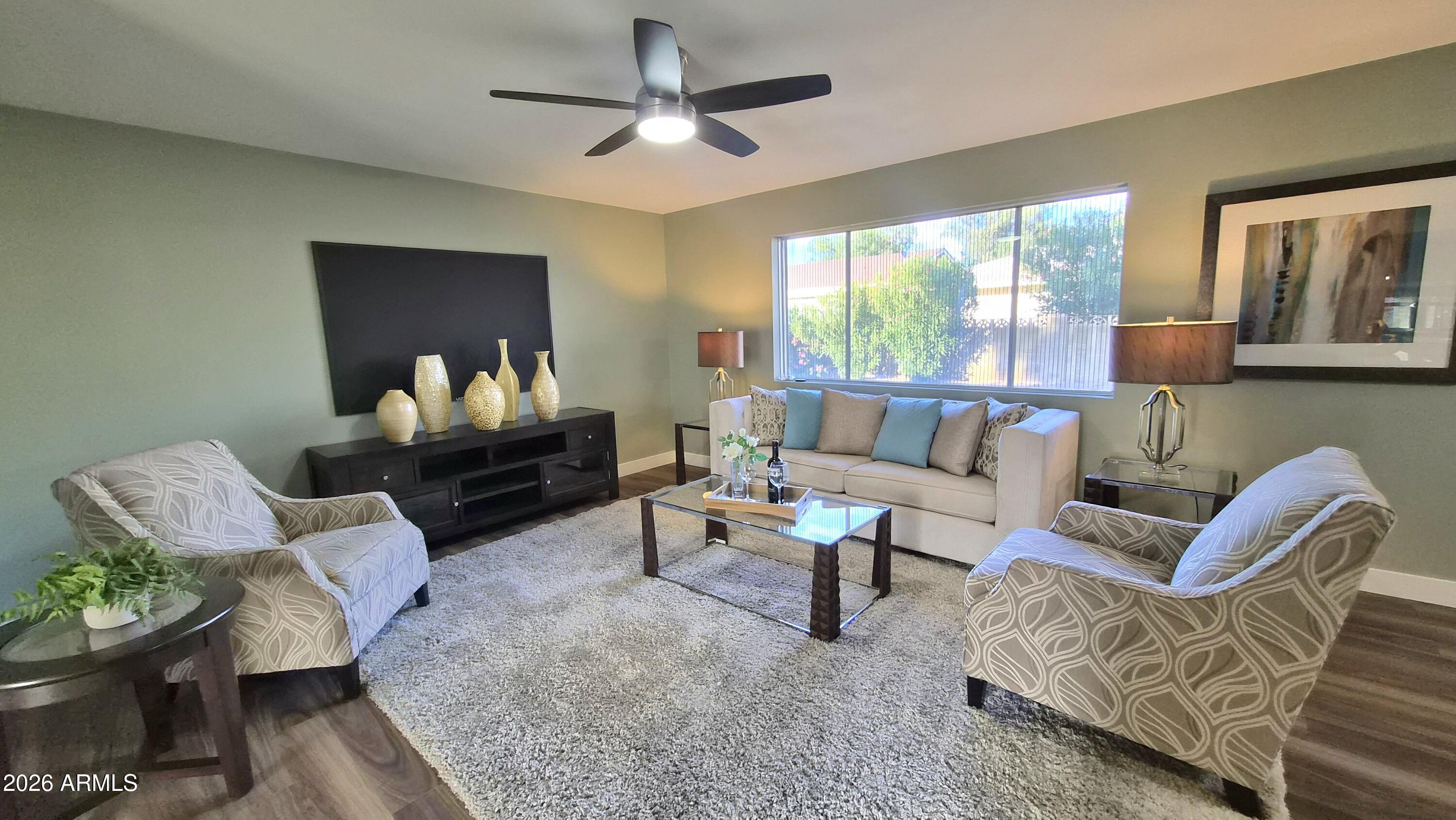 913 S ROANOKE --