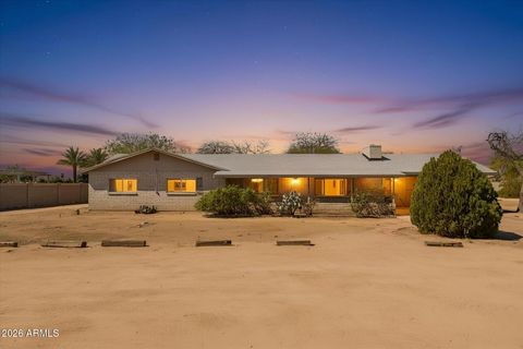 Photo of 25814 N 17th Avenue, Phoenix, AZ 85085 (MLS # 7006060)