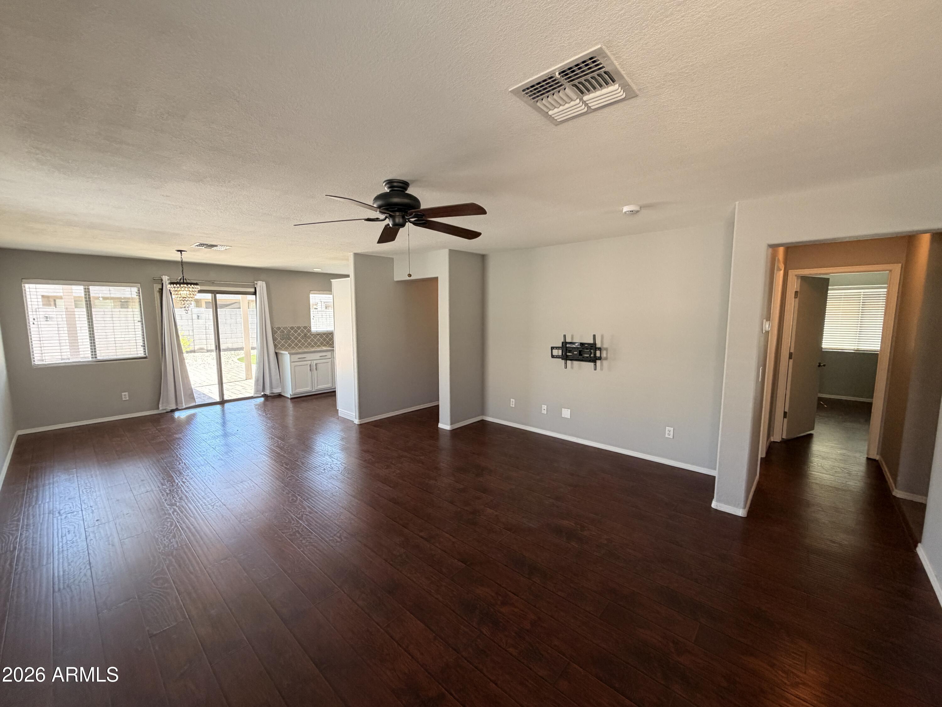 17520 W WATSON Lane
