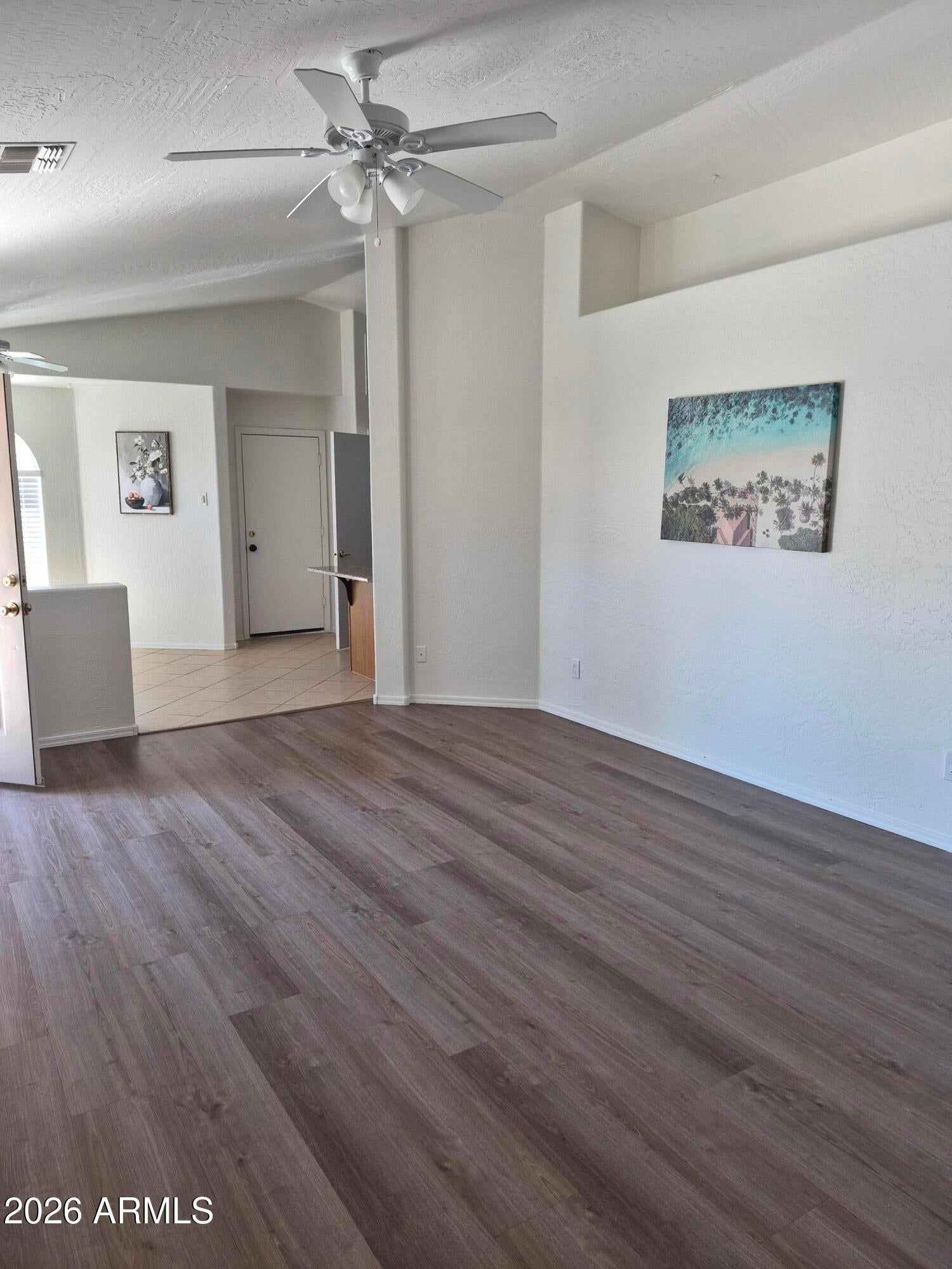 2221 E UNION HILLS Drive 162