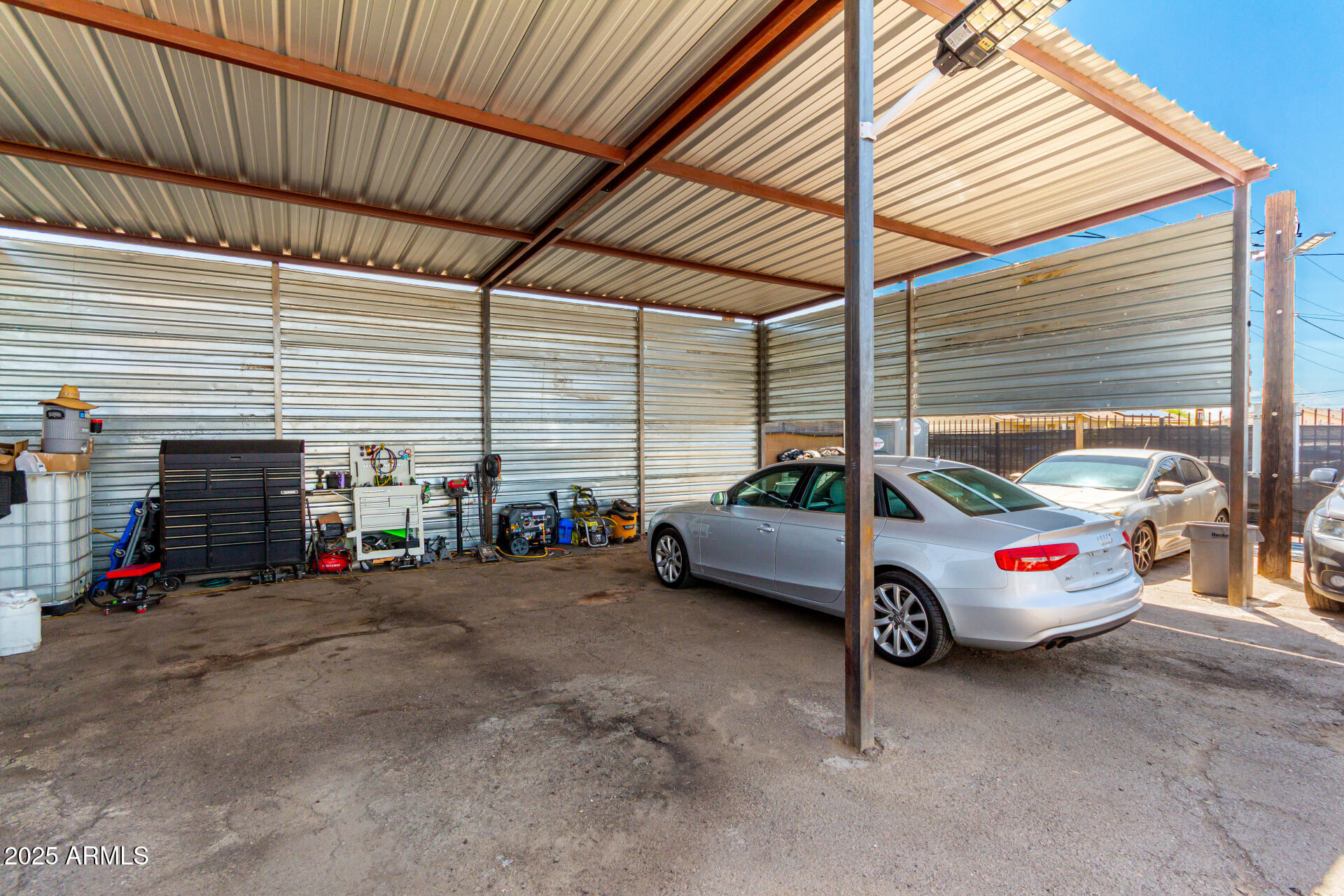 1117 W BUCKEYE Road 5