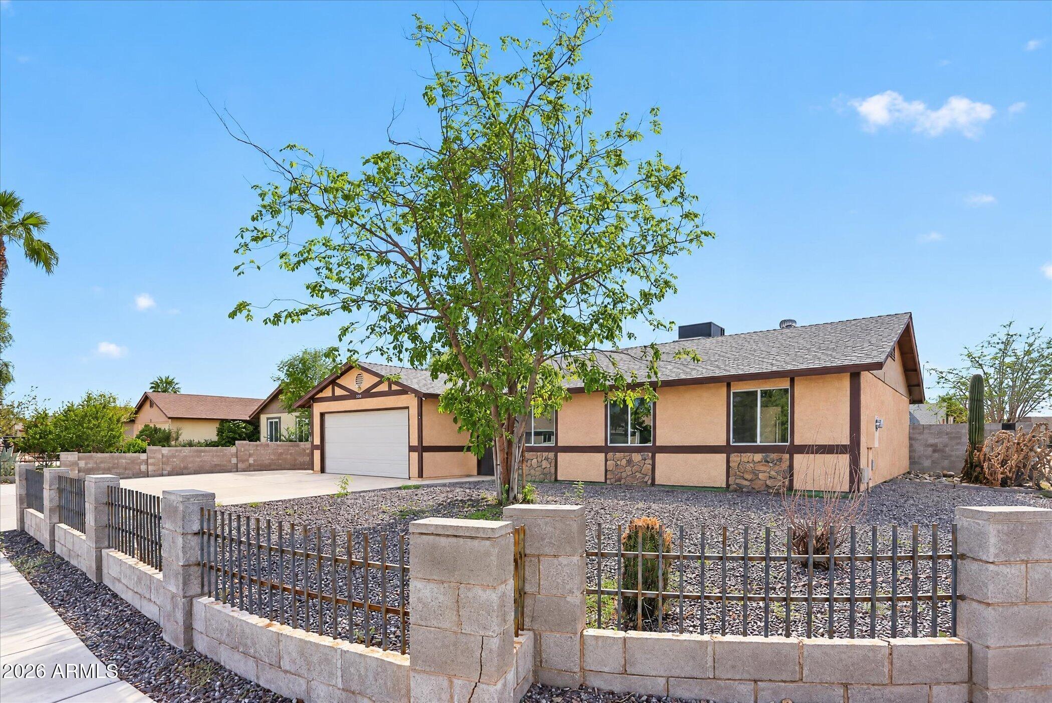 9031 W IRONWOOD Drive