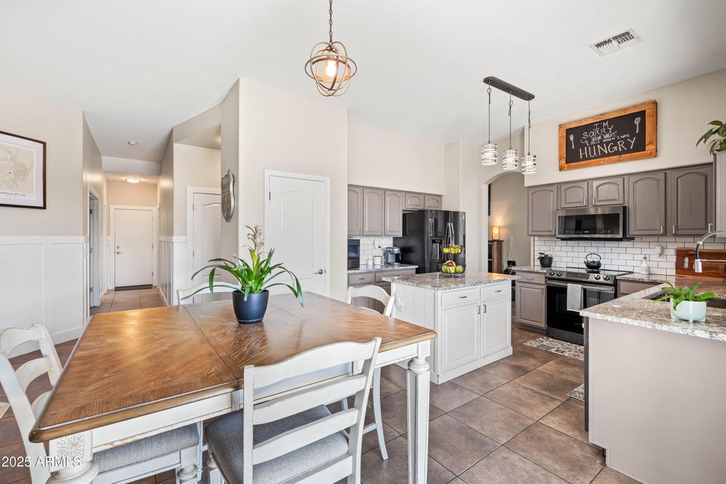 Photo of 4081 E Carriage Way, Gilbert, AZ 85297 (MLS # 6929826)
