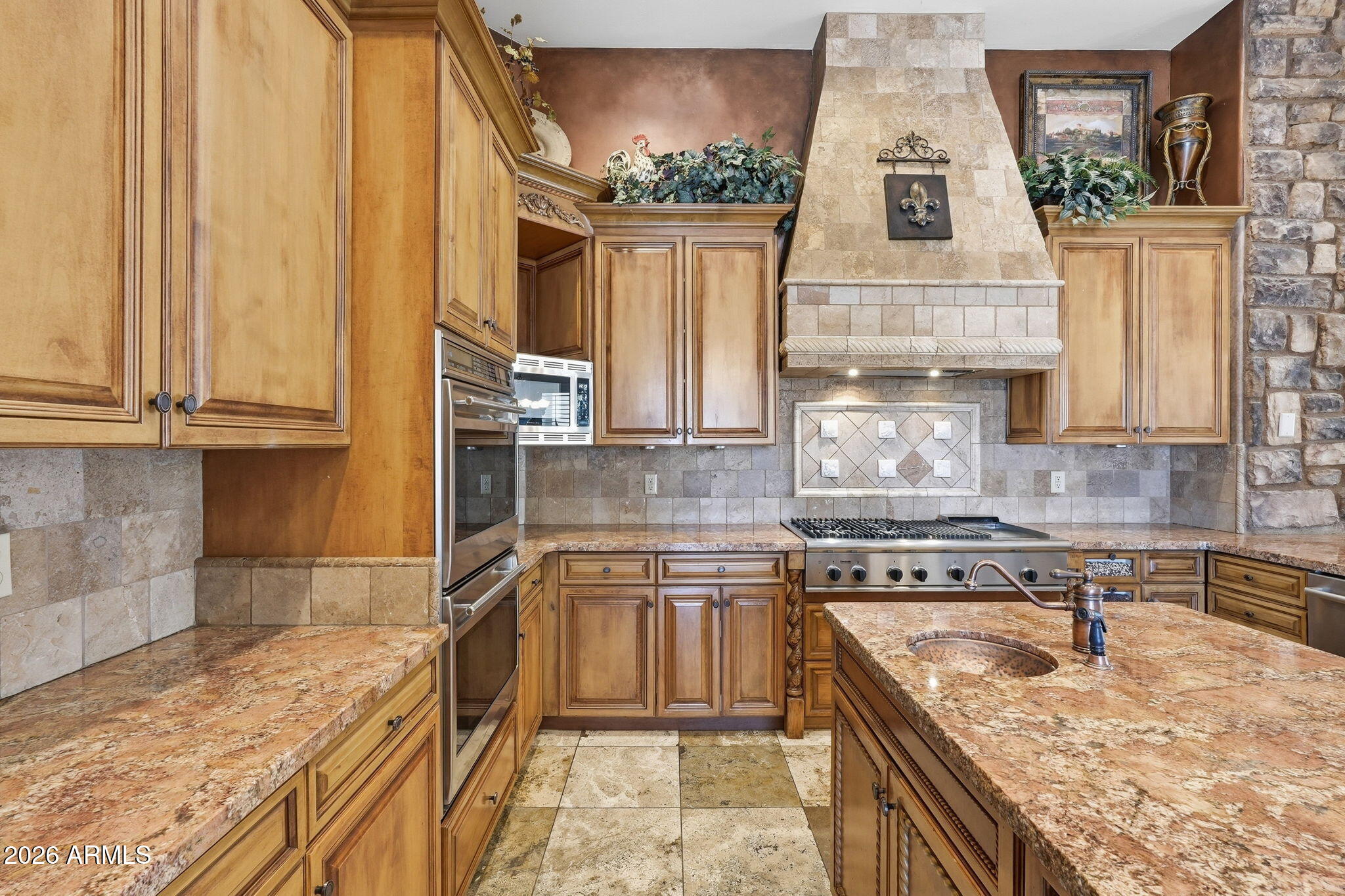 CAYLEY MANOR - Residential
