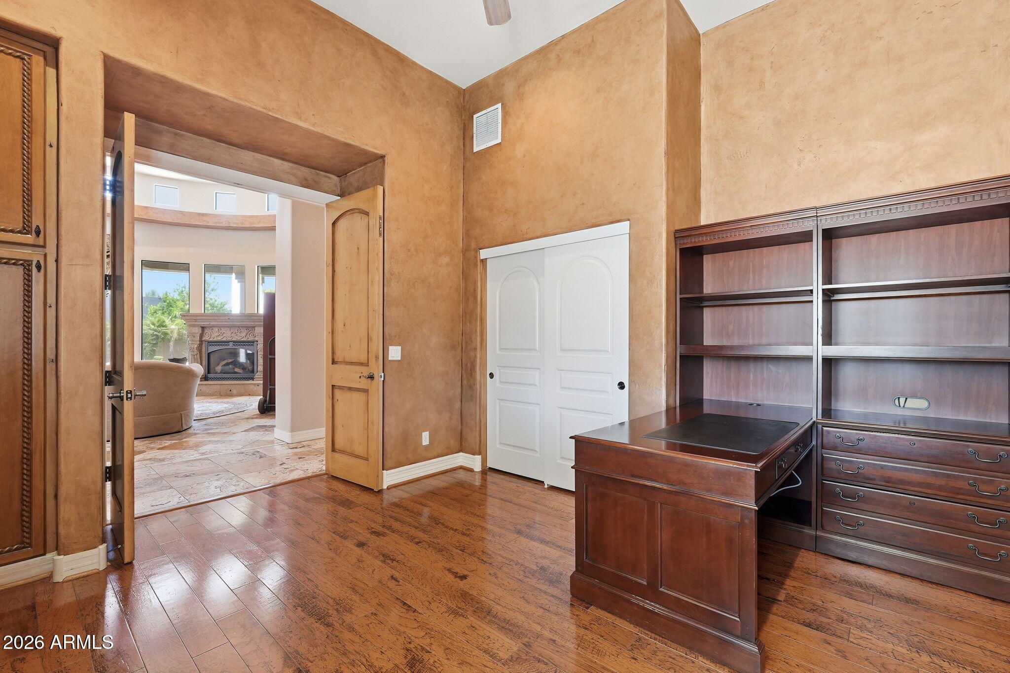 CAYLEY MANOR - Residential