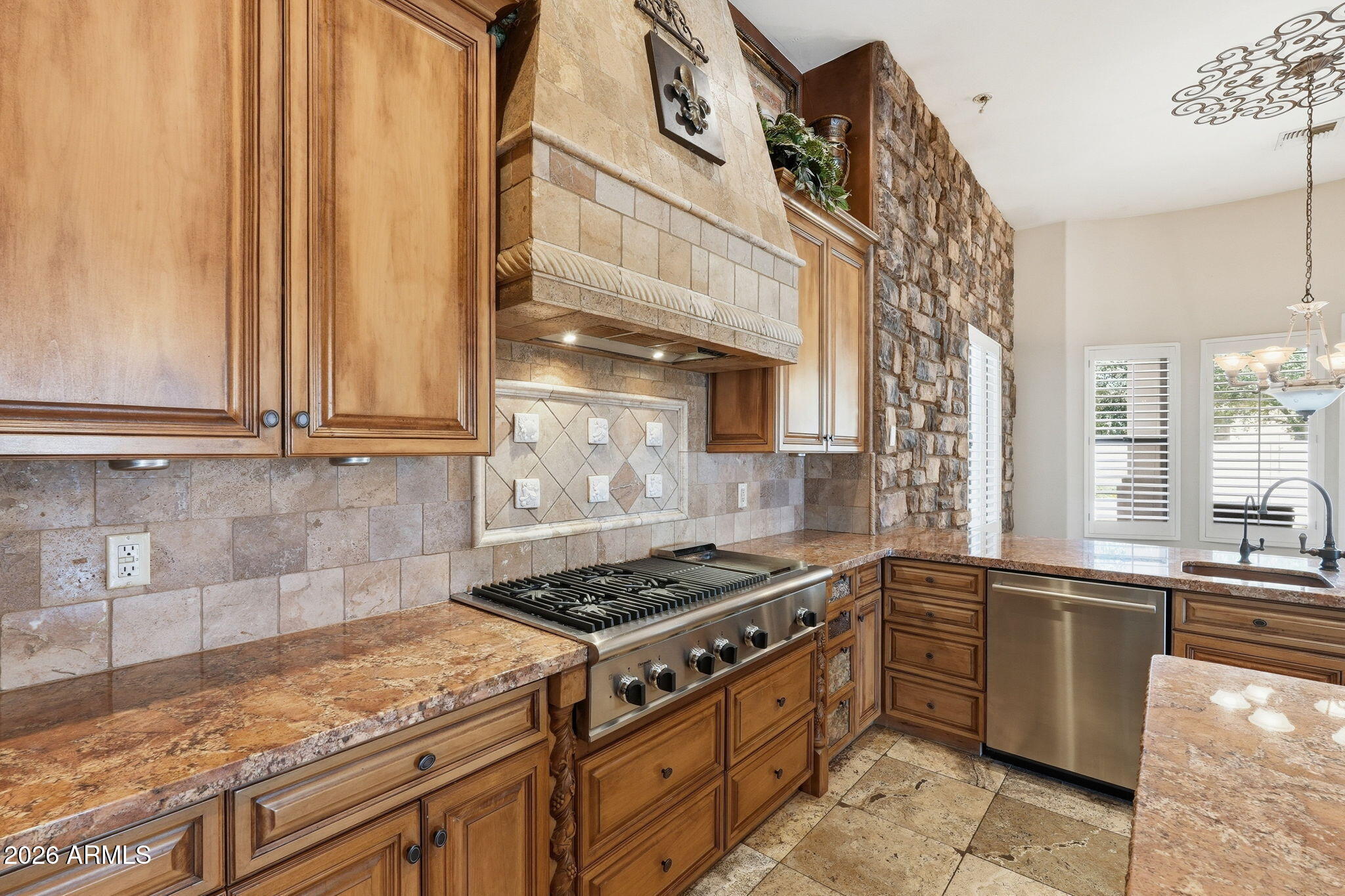 CAYLEY MANOR - Residential