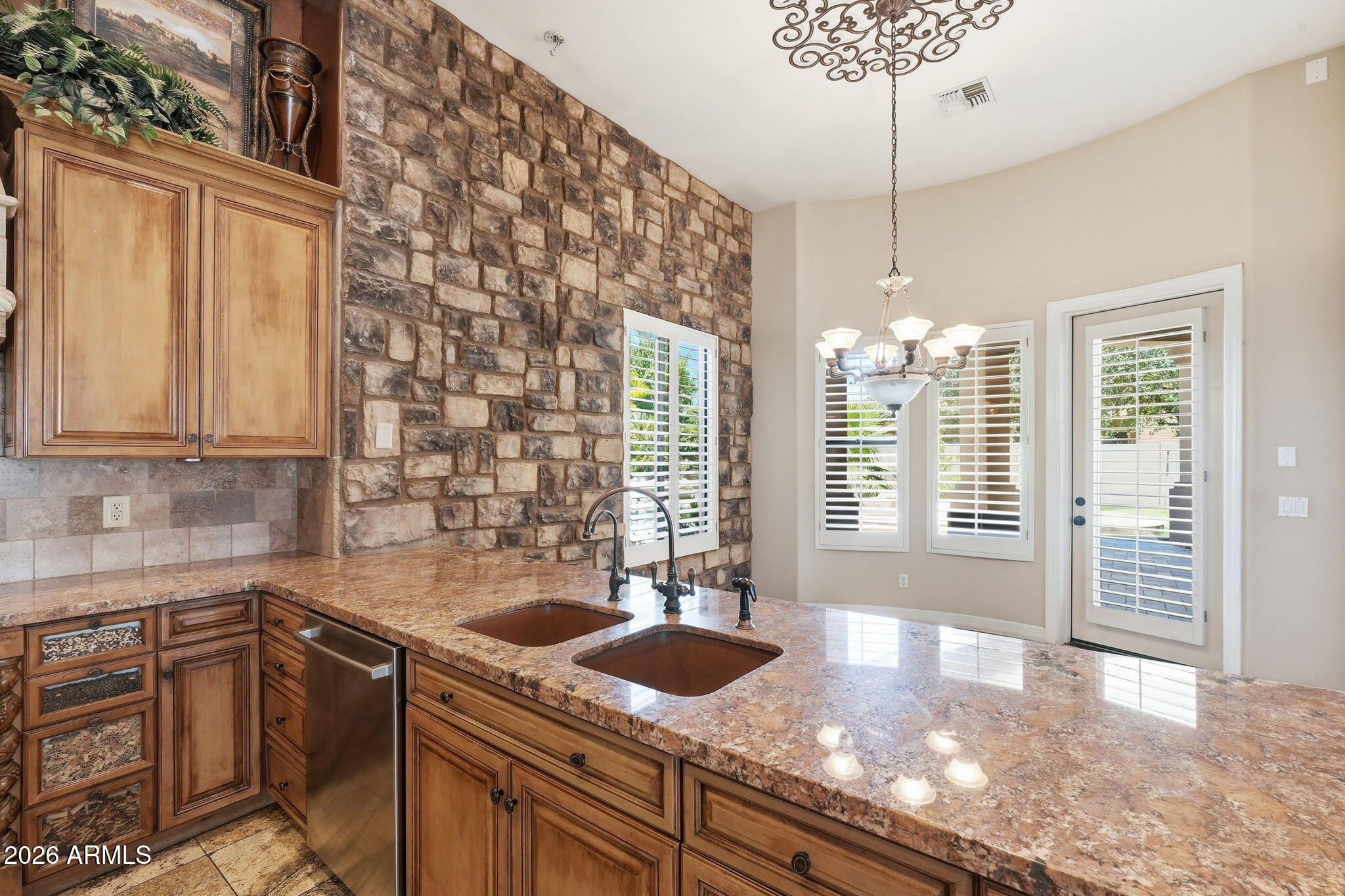 CAYLEY MANOR - Residential