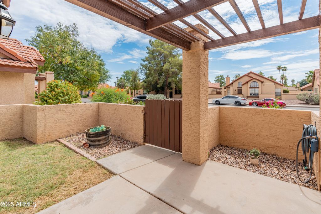 Photo of 1824 E Secretariat Drive, Tempe, AZ 85284 (MLS # 6915364)