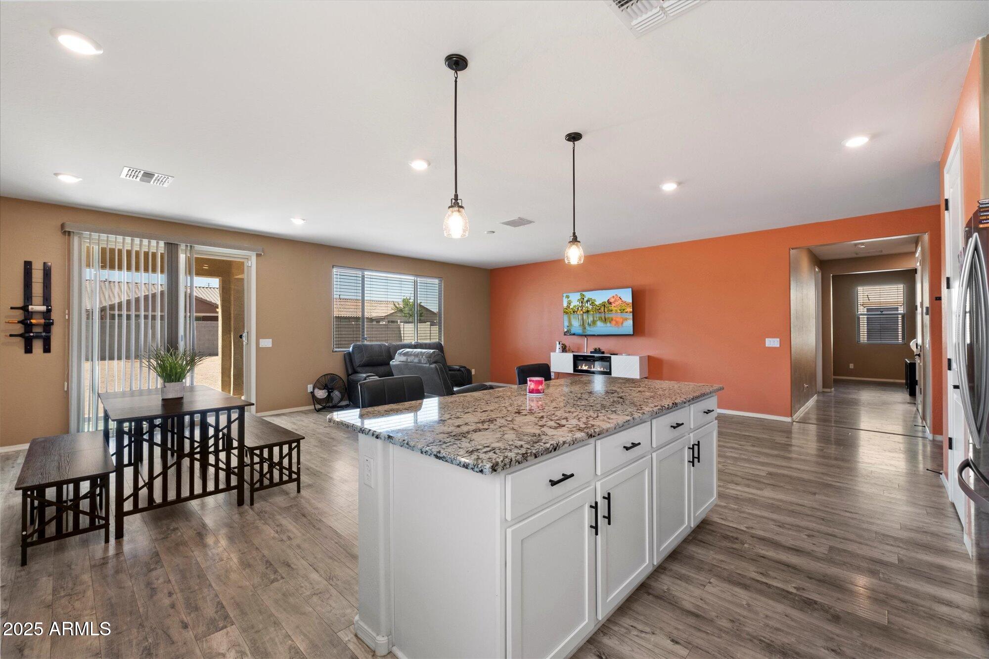 40657 W SOMERS Drive