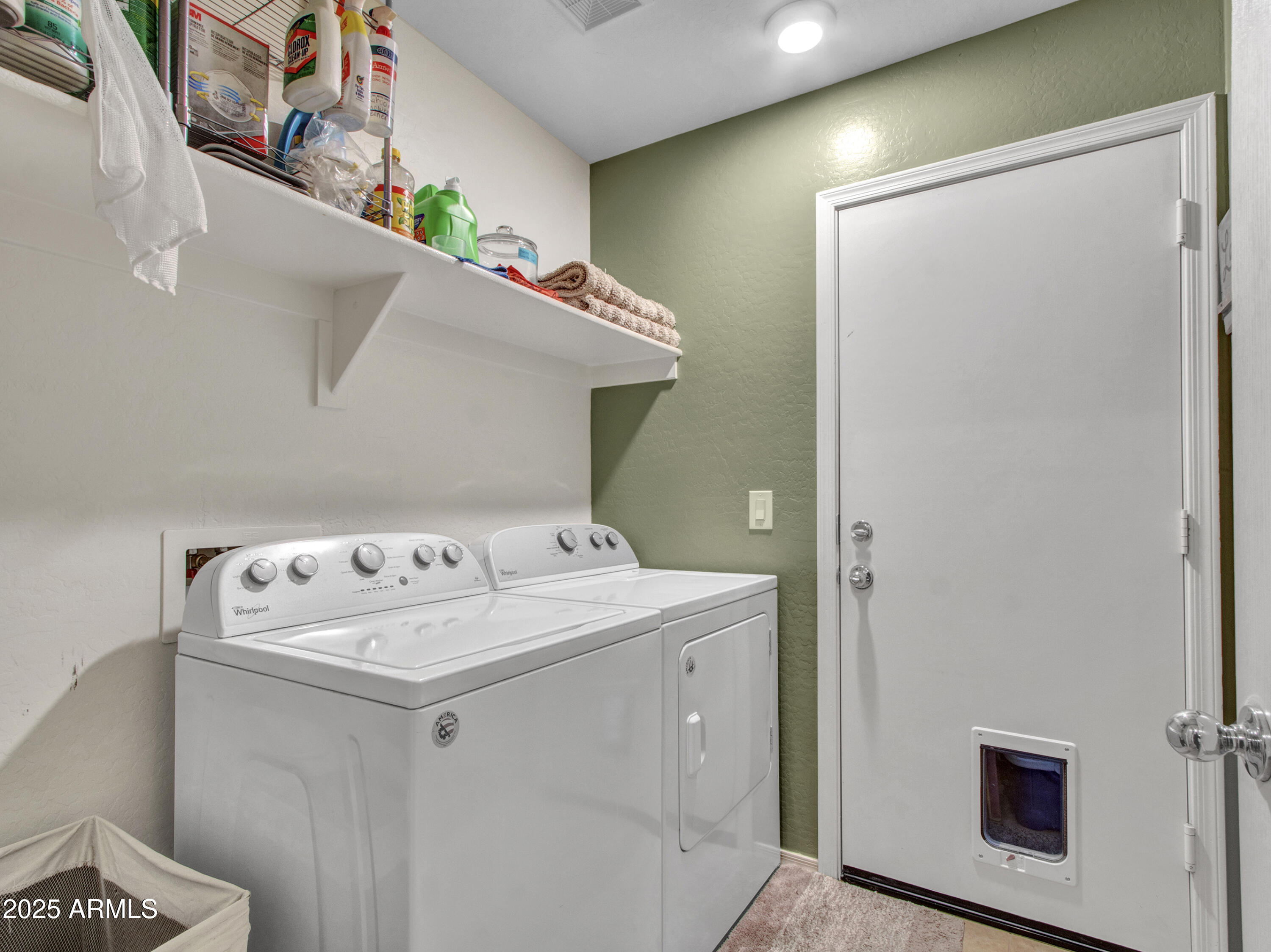 Buckeye, Arizona 85326, United States, 3 Bedrooms Bedrooms, ,2 BathroomsBathrooms,Residential,Pending,98066