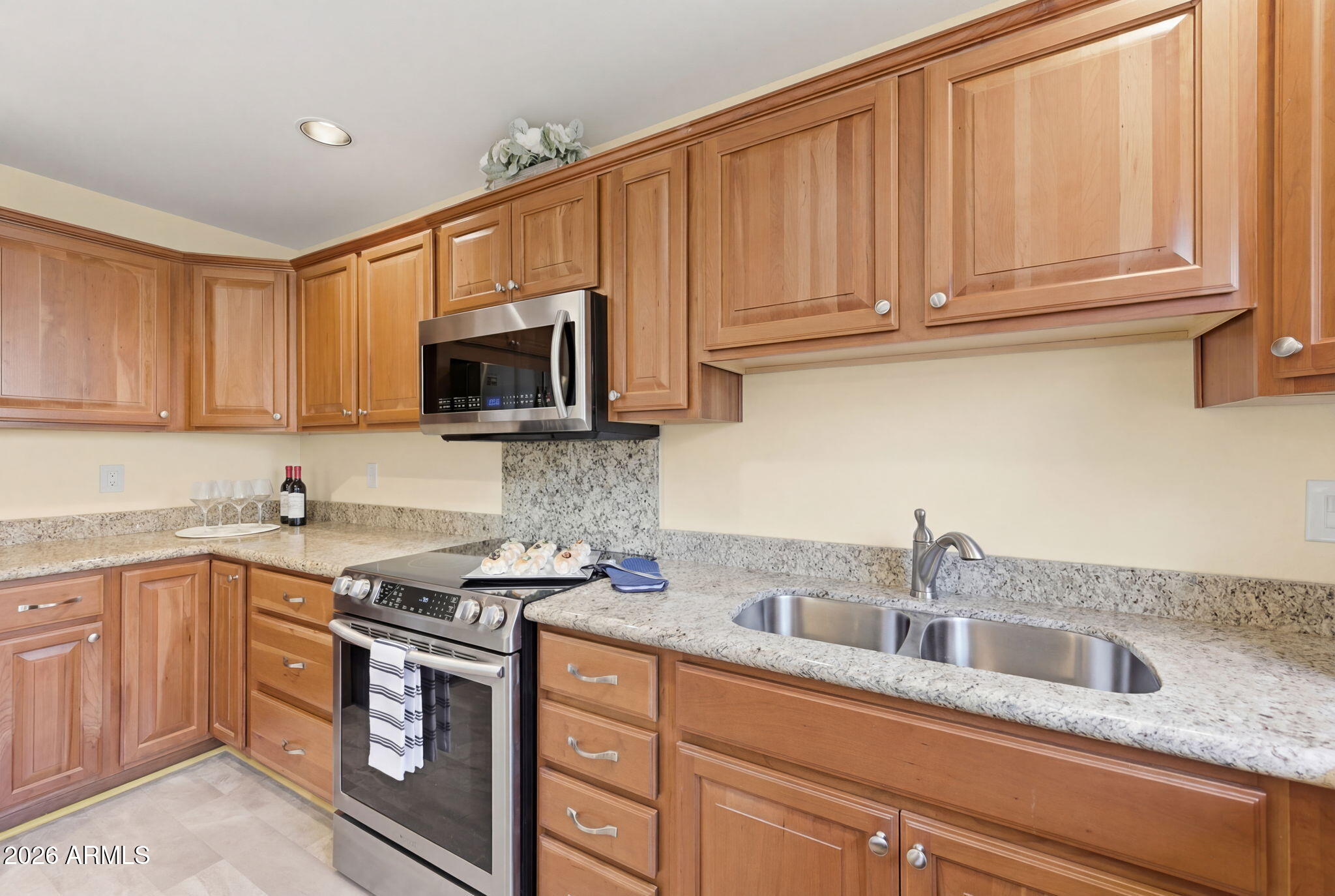 MISSION HILLS CONDOMINIUMS - Residential