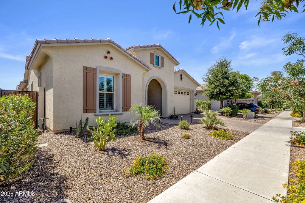 Photo of 20945 E Raven Drive, Queen Creek, AZ 85142 (MLS # 7022735)