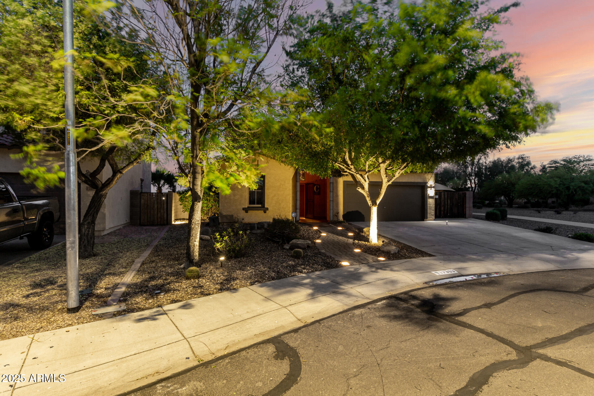 17363 W LISBON Lane