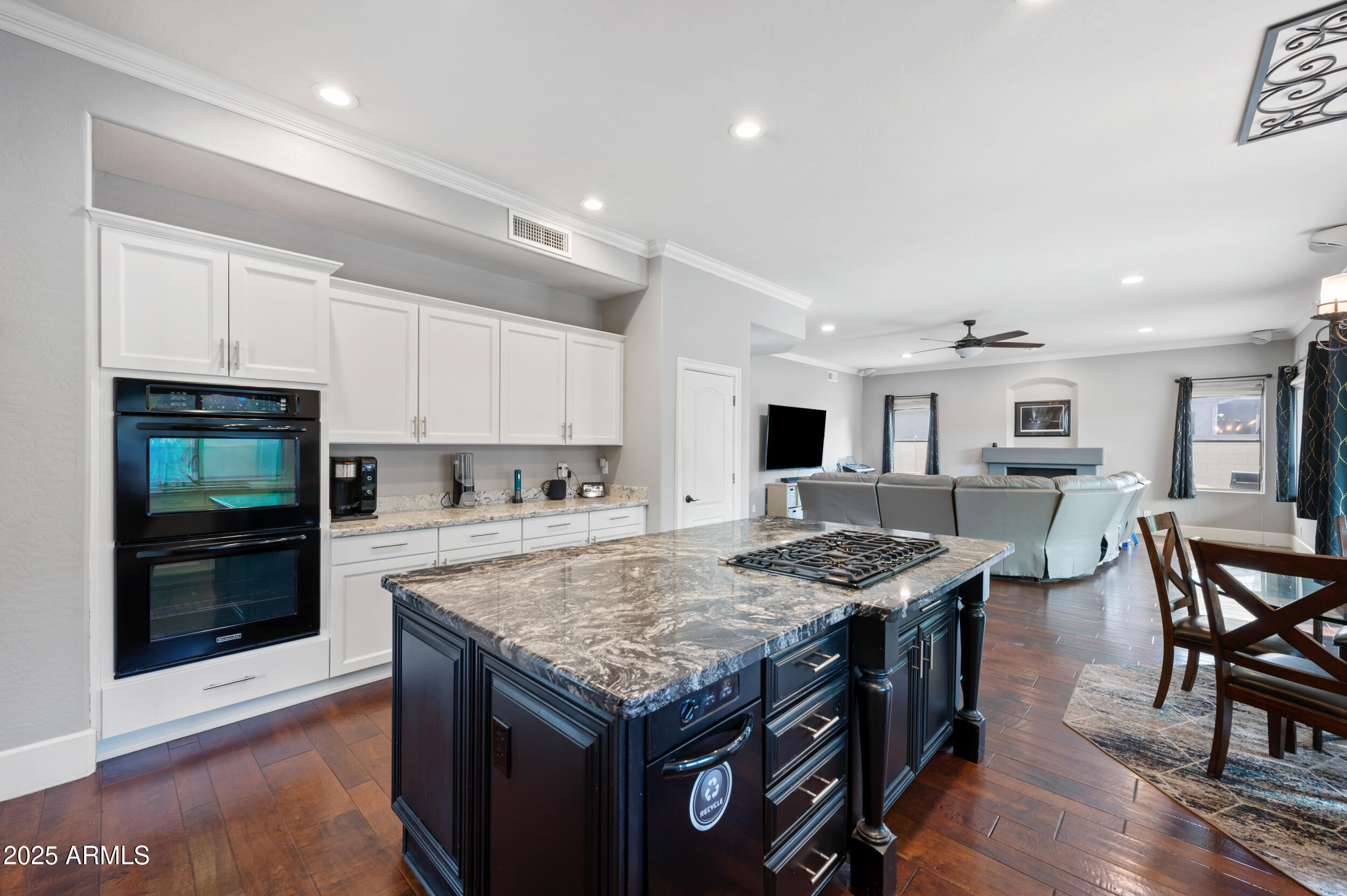 630 S BOULDER Court