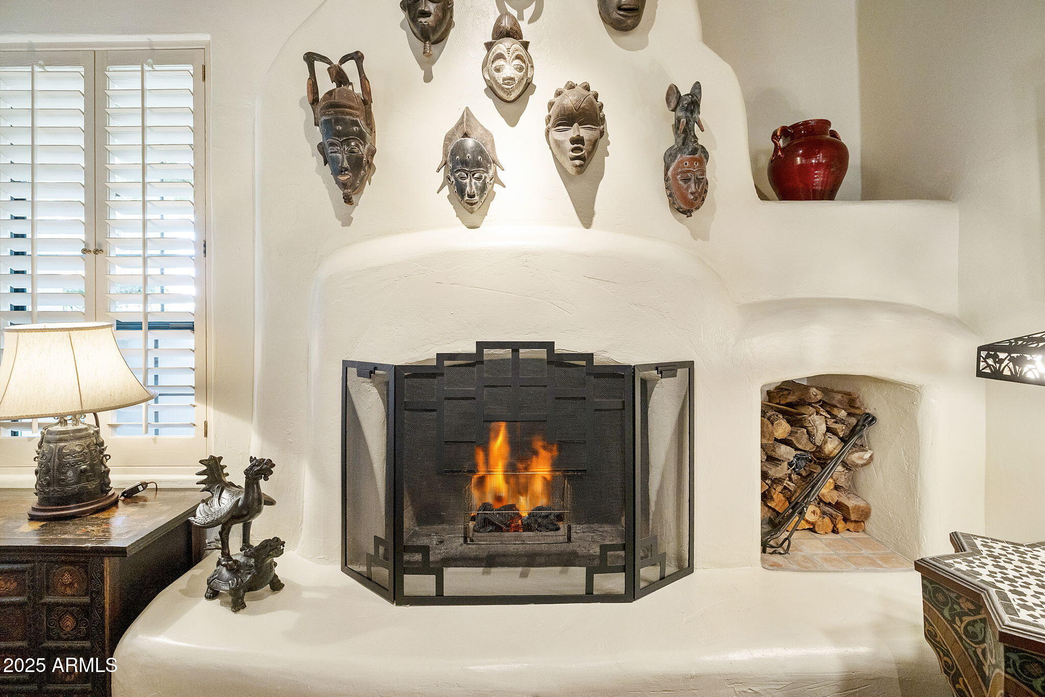 8205 E DEL CLARO Drive