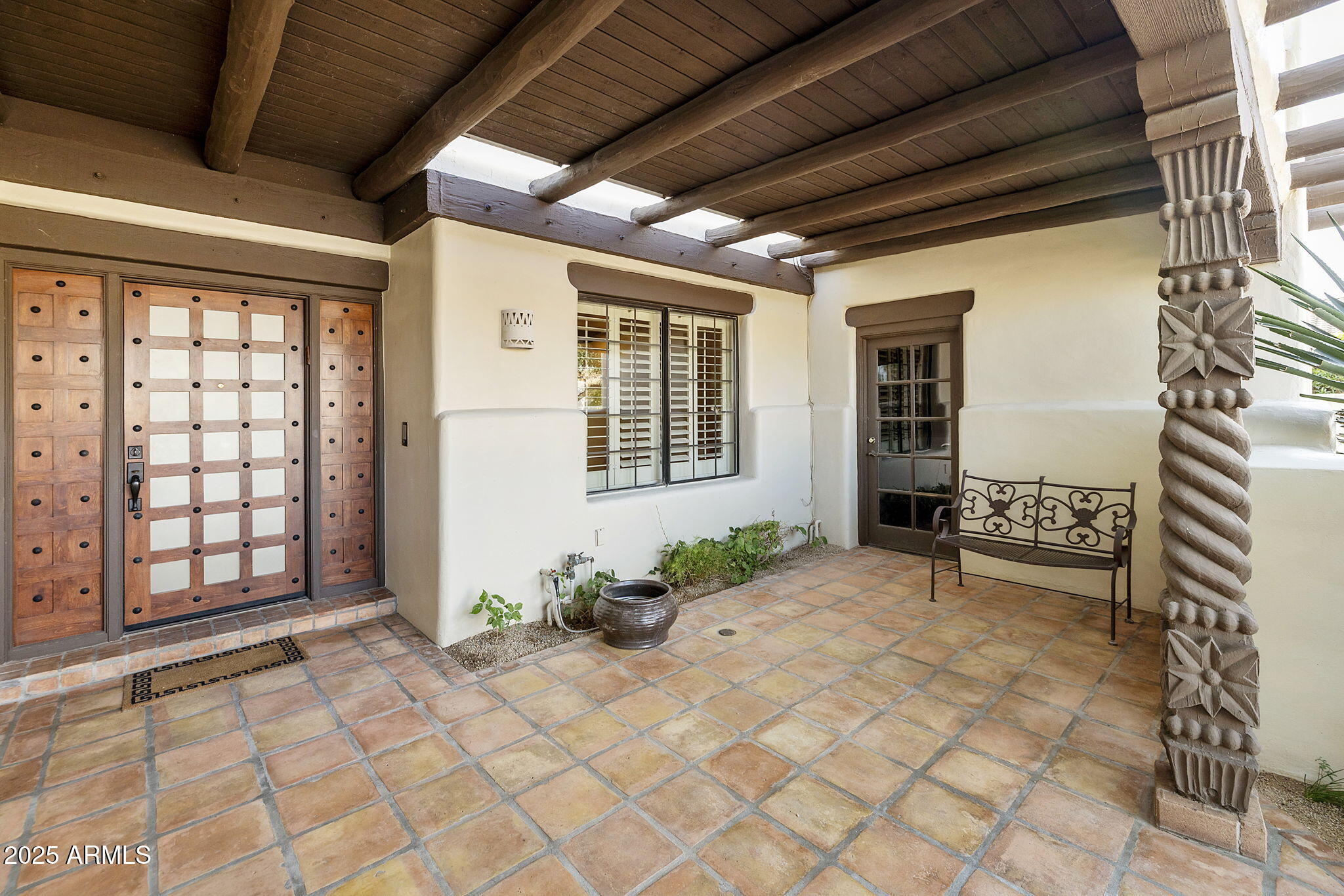 8205 E DEL CLARO Drive