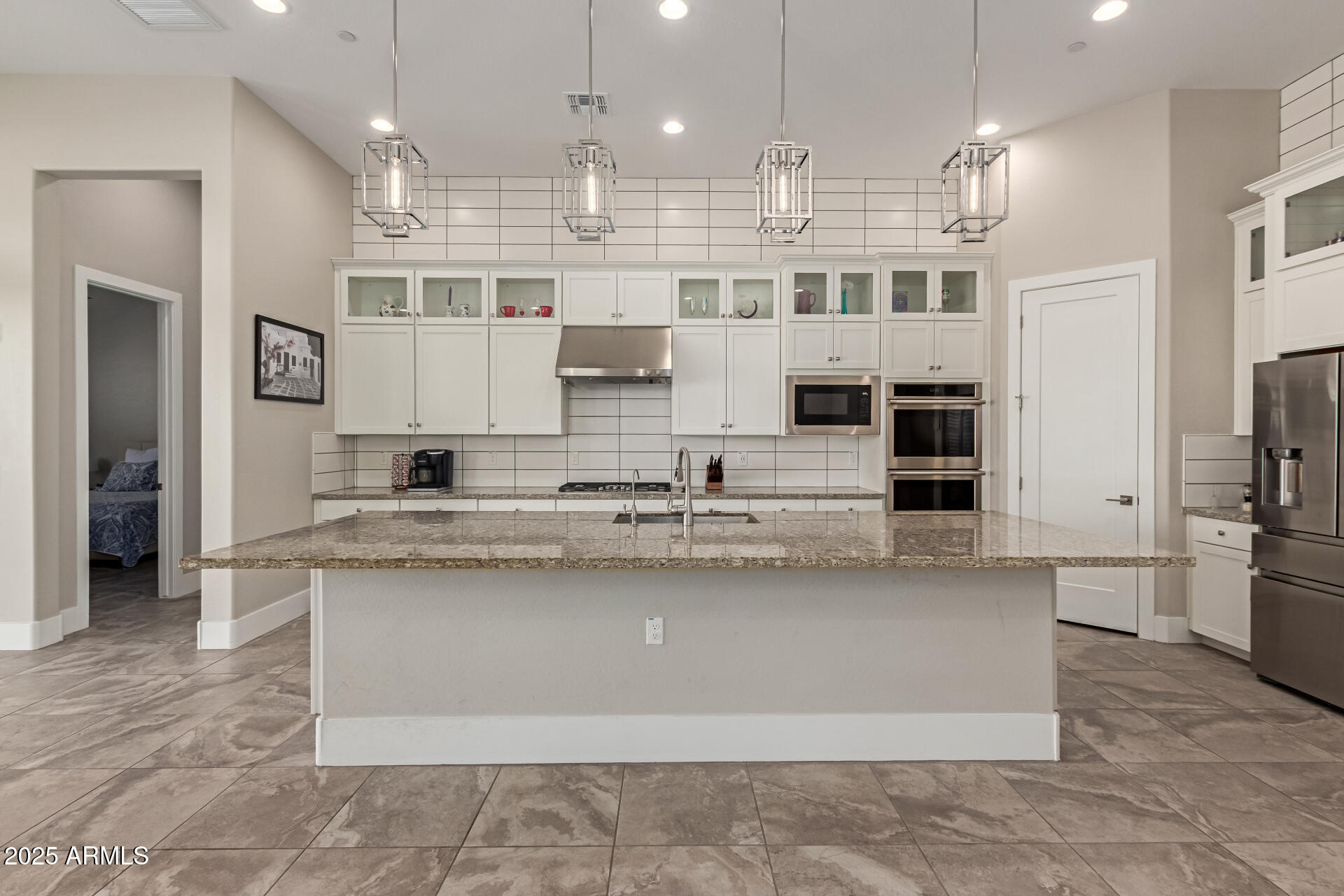 7214 E CALLE PRIMERA Vista