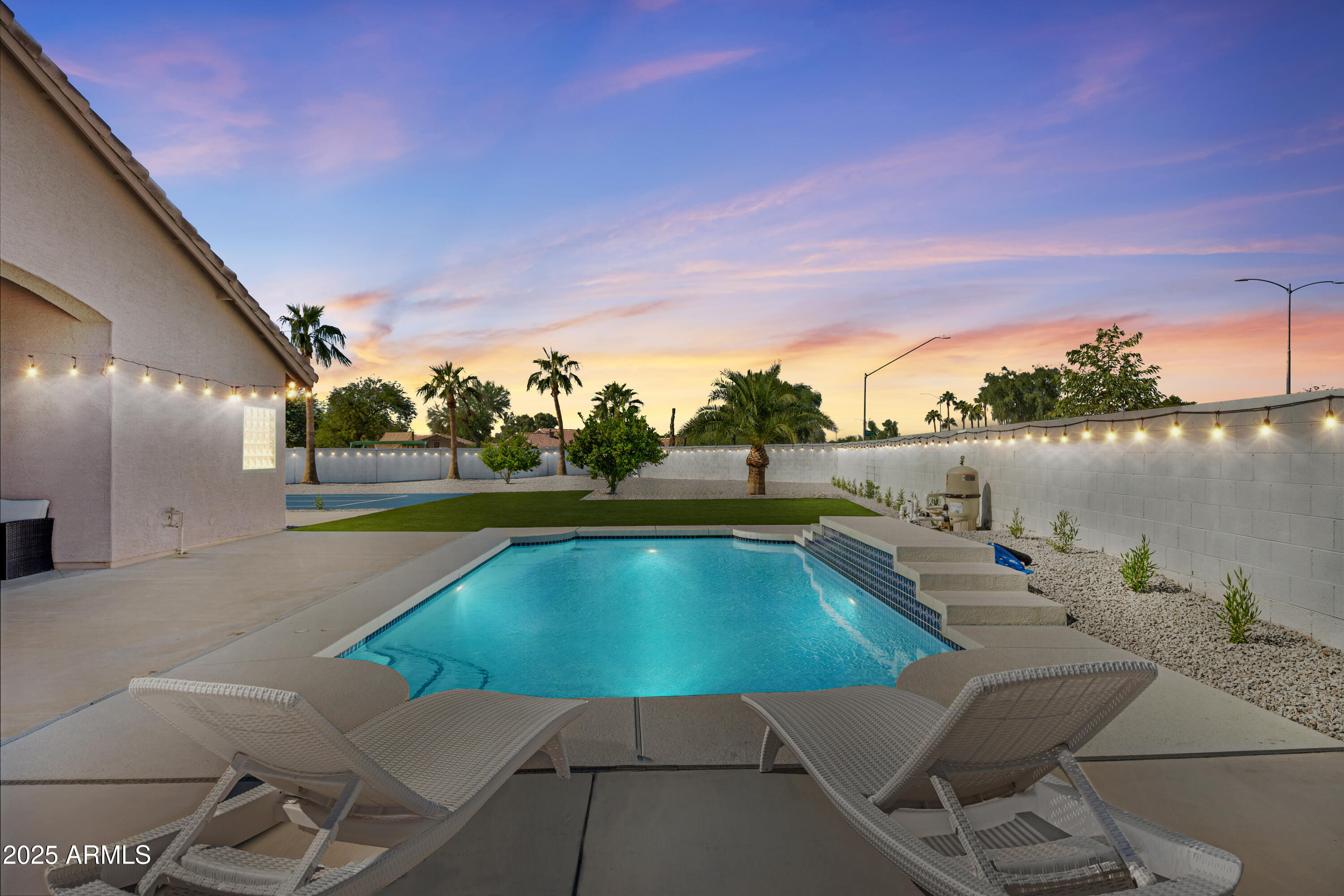 6994 W MONTE LINDO --