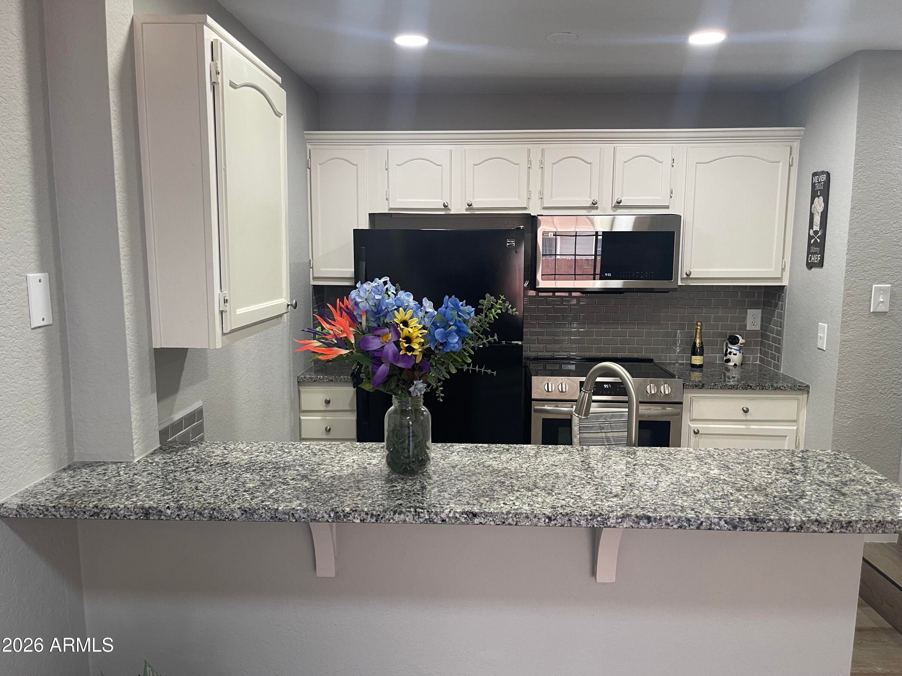 510 N ALMA SCHOOL Road 154