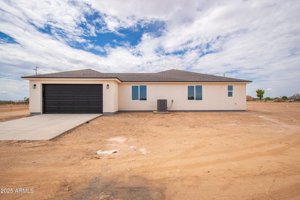 Photo of 31524 W Maricopa Street, Buckeye, AZ 85326 (MLS # 6915418)