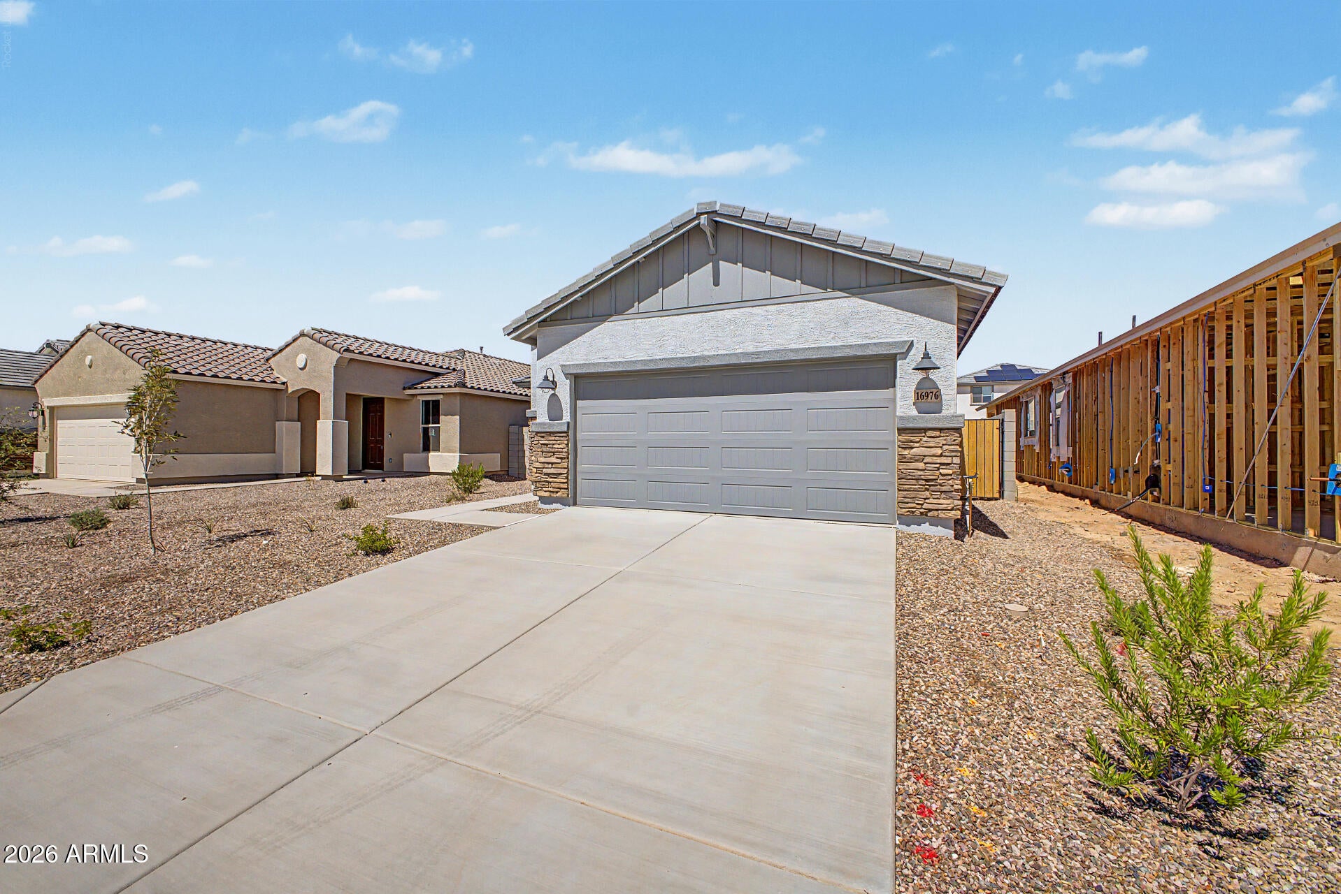 16976 W BUCKHORN Trail
