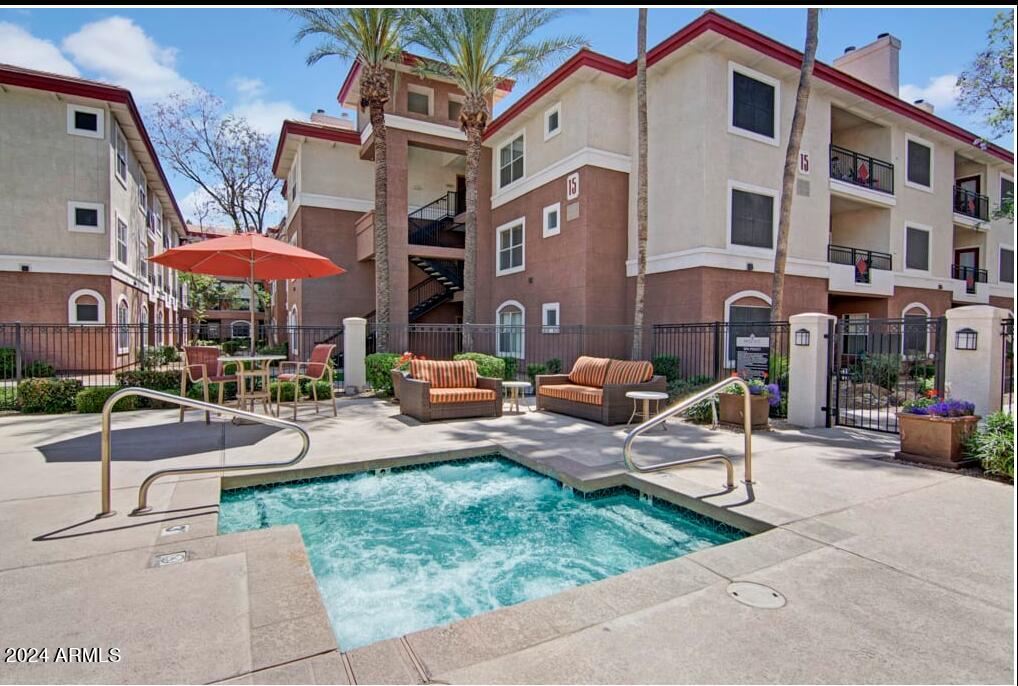 411 E INDIAN SCHOOL Road 2