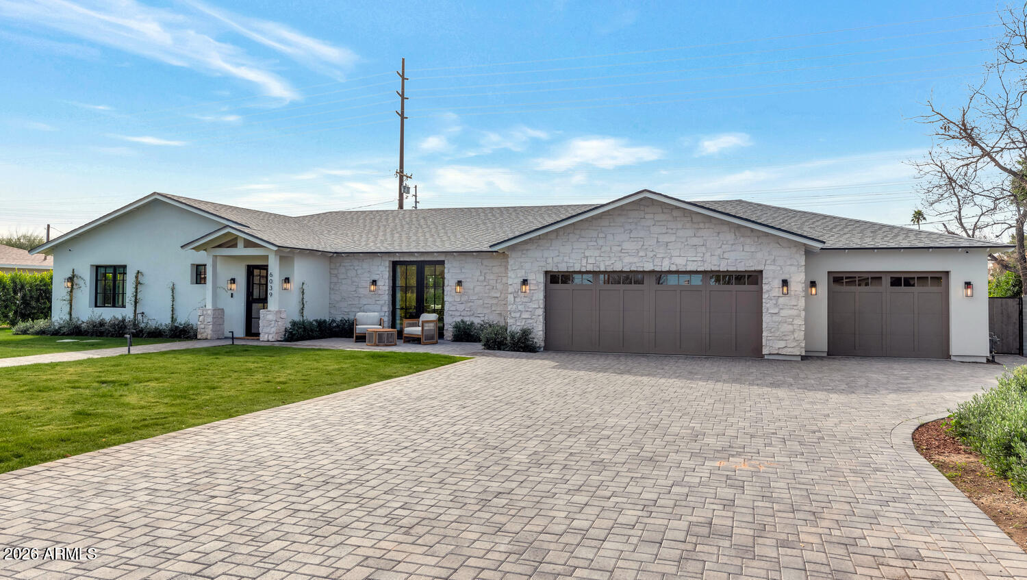 6039 E CALLE CAMELIA --