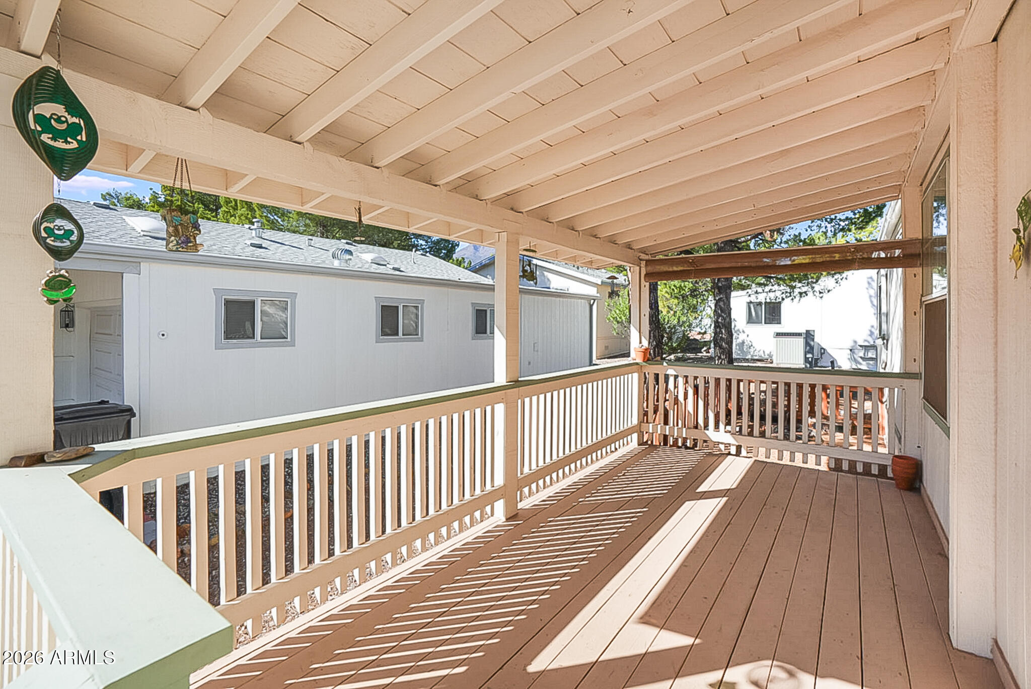 2050 W SR 89A -- 104