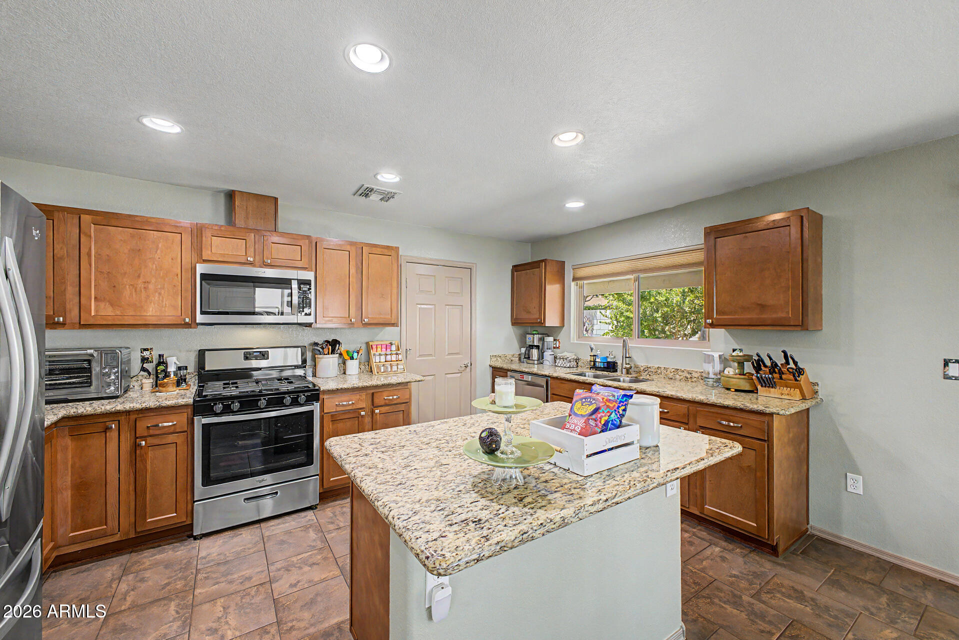 ALTA VISTA ESTATES UNIT 2 - Residential