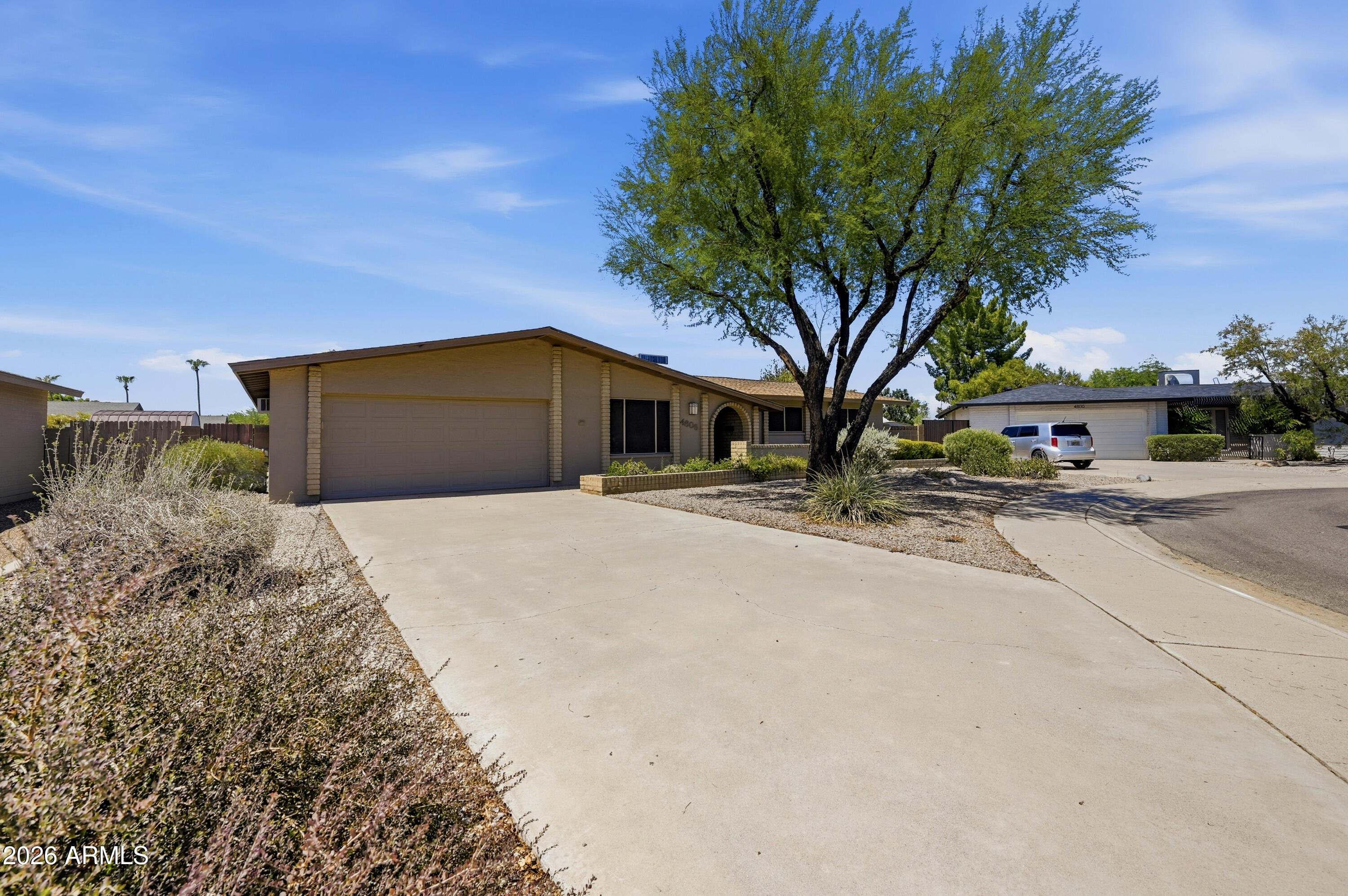 4806 S Kachina Drive