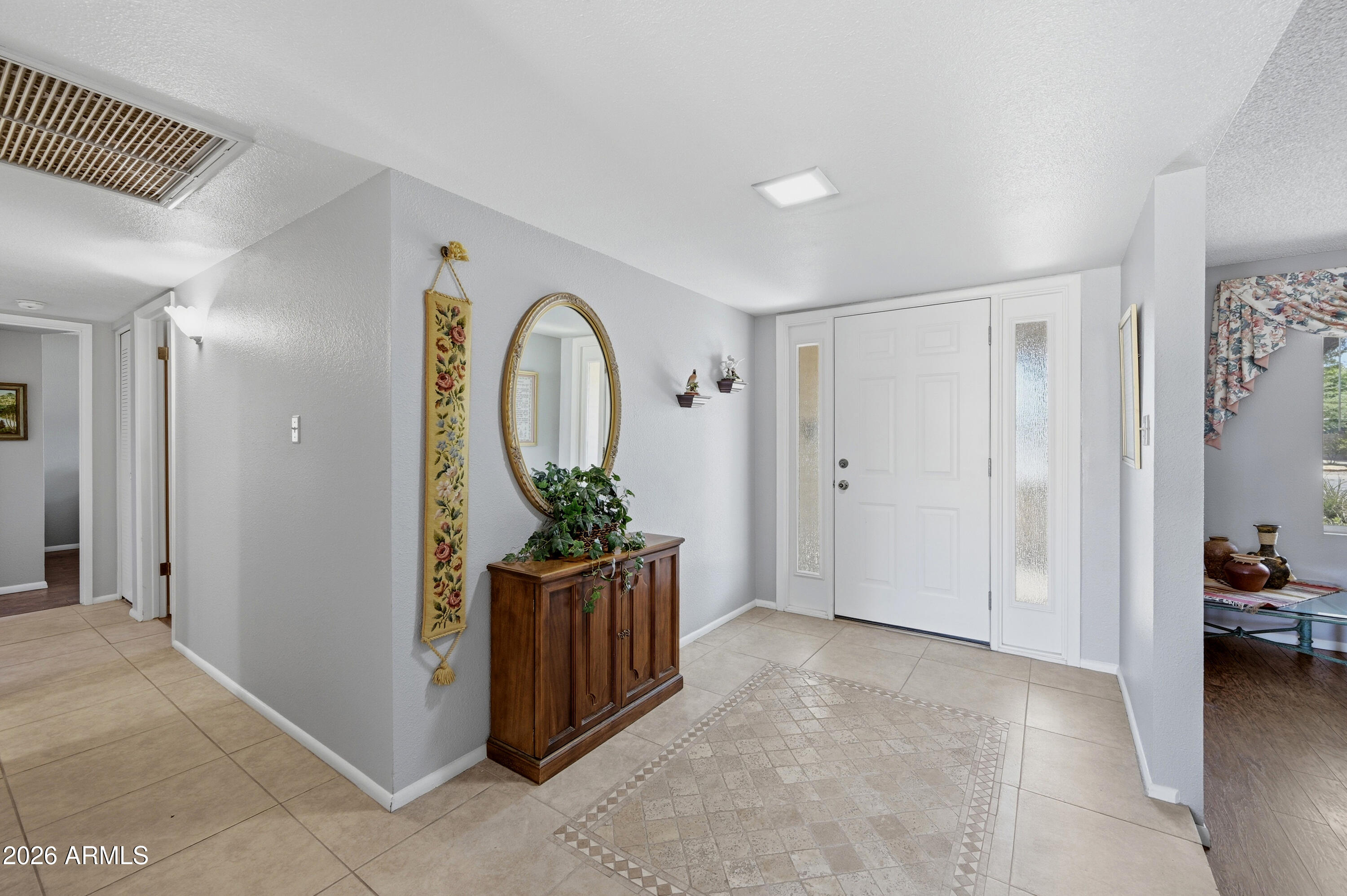4806 S Kachina Drive
