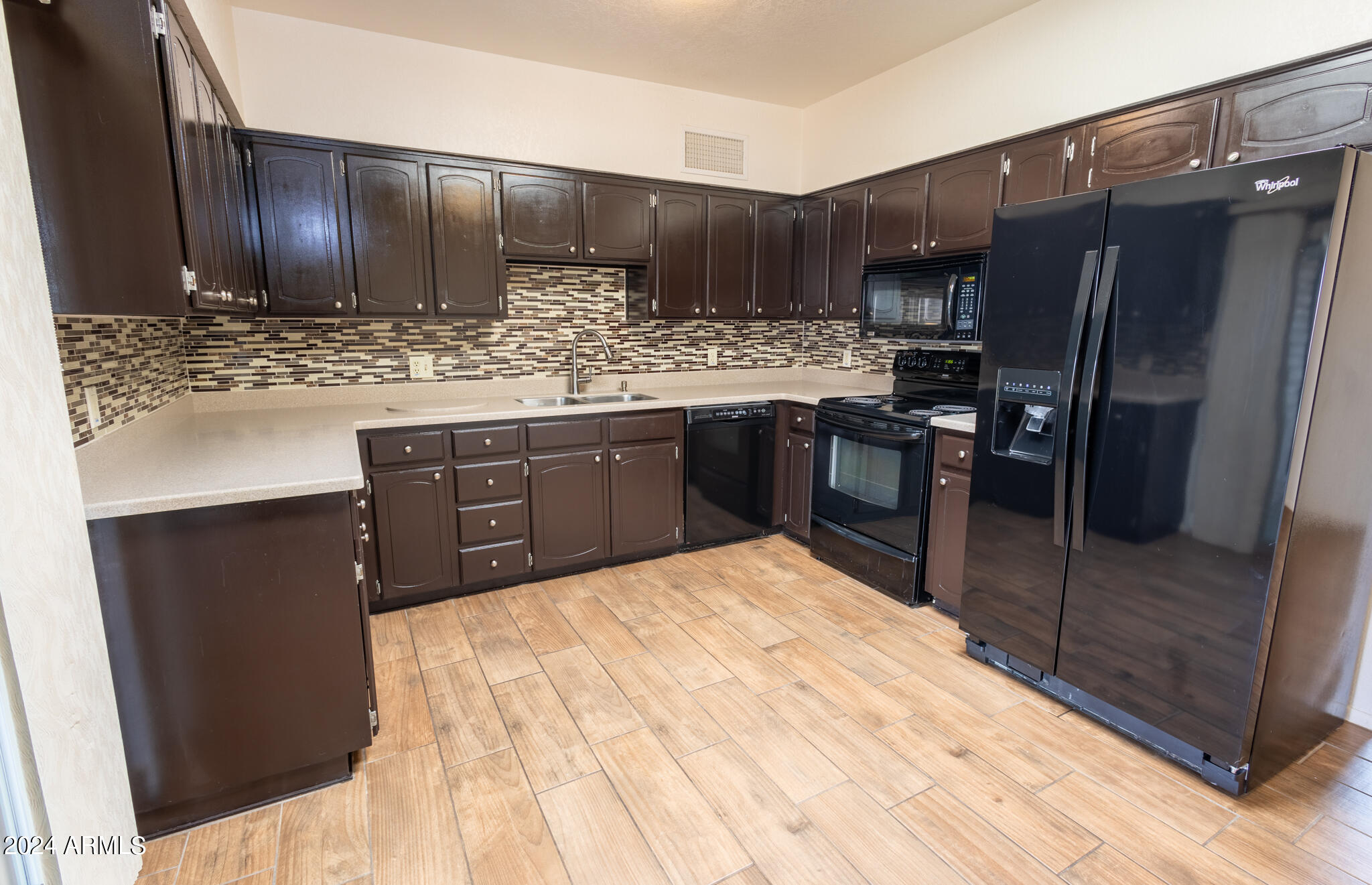 THE MEADOWS - Residential