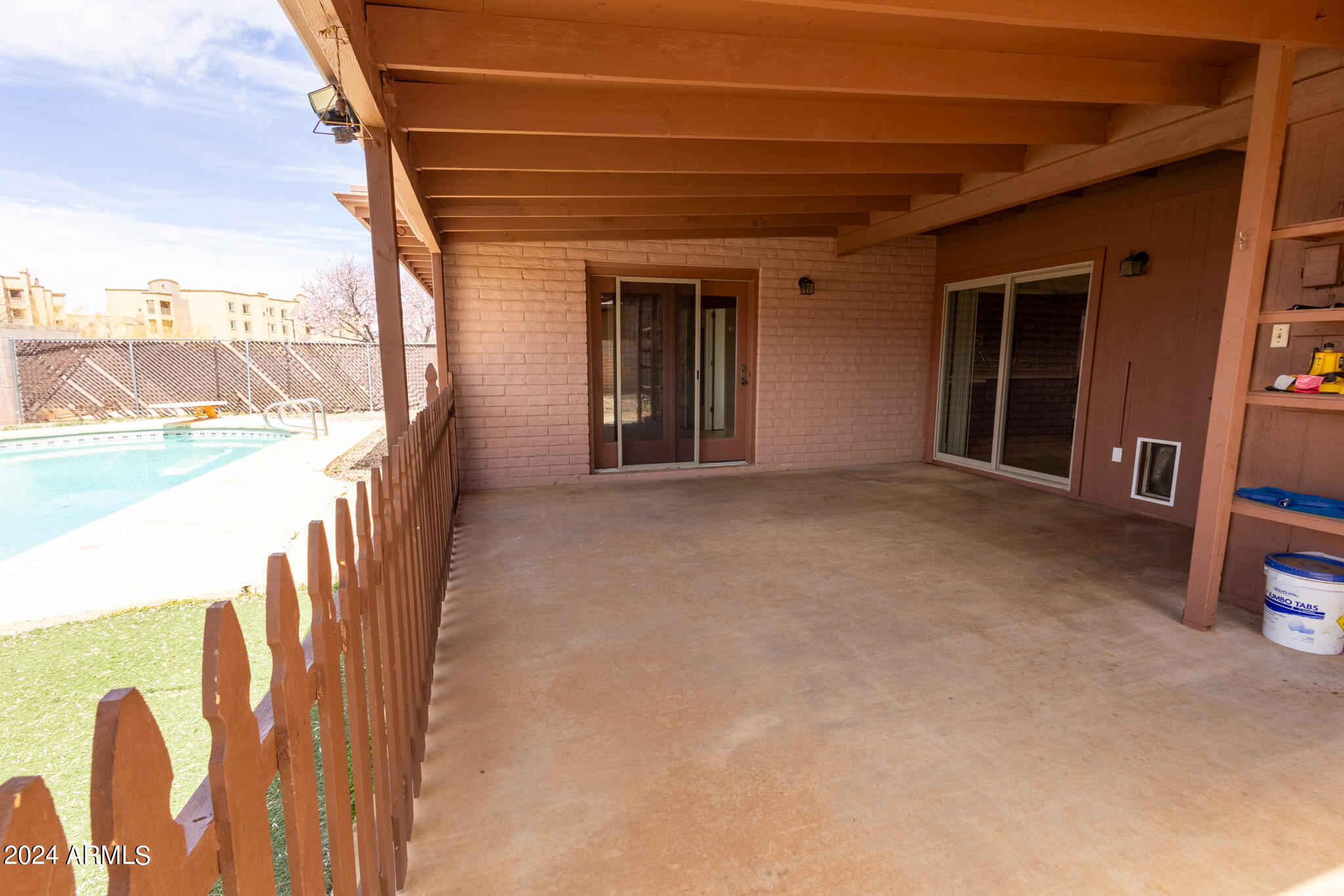 THE MEADOWS - Residential