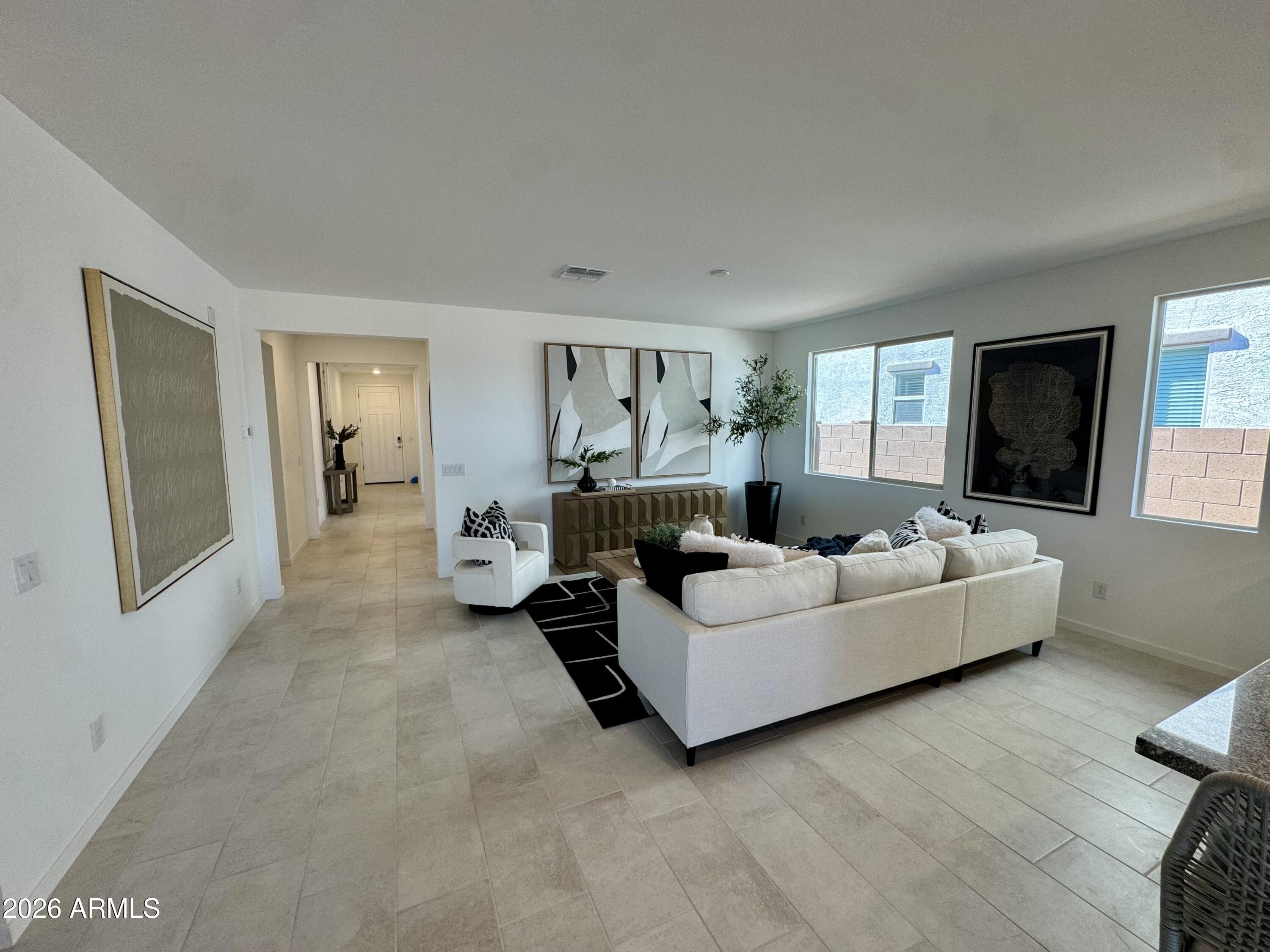 2988 E Mecklenburg Way