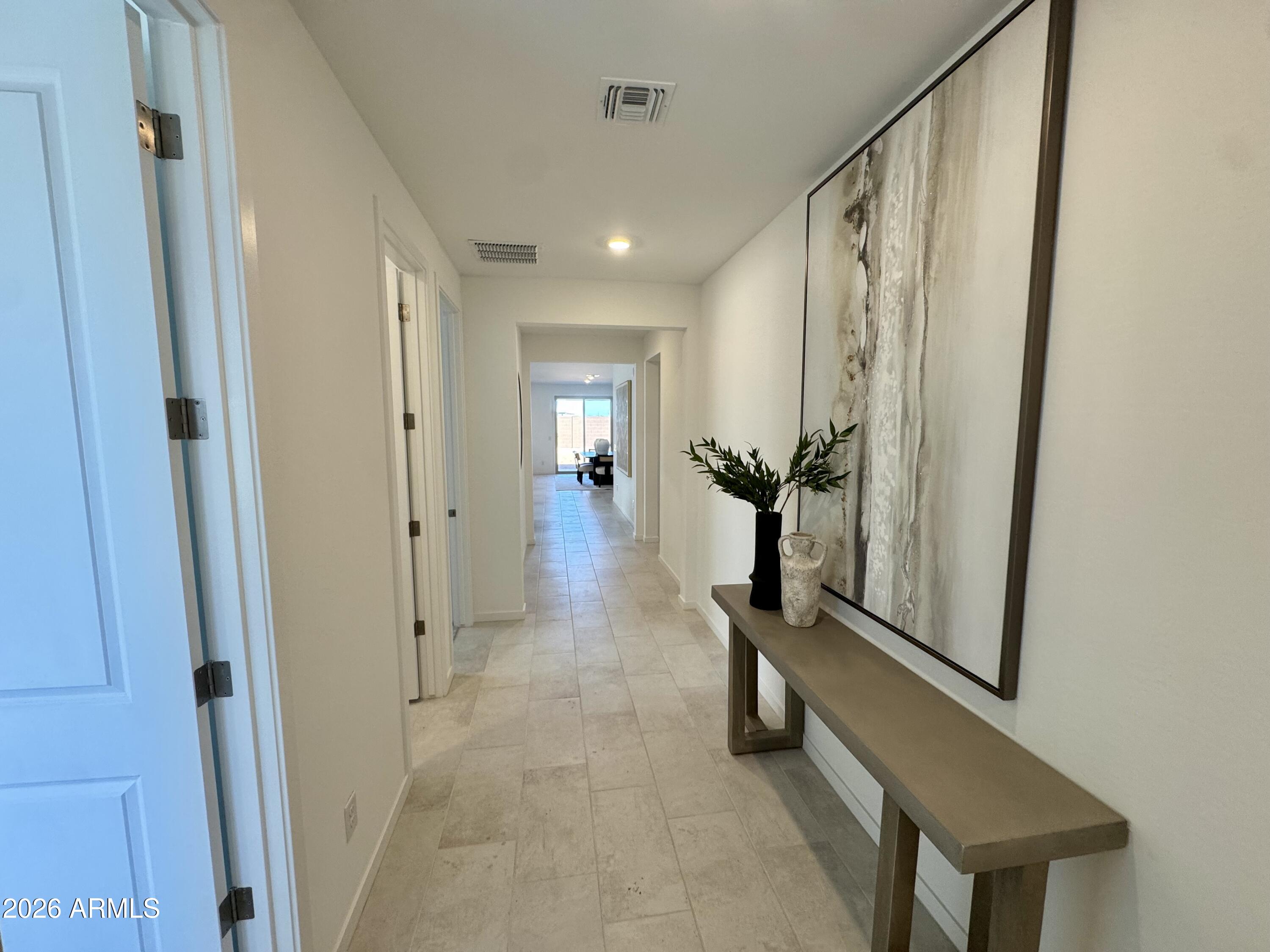 2988 E Mecklenburg Way